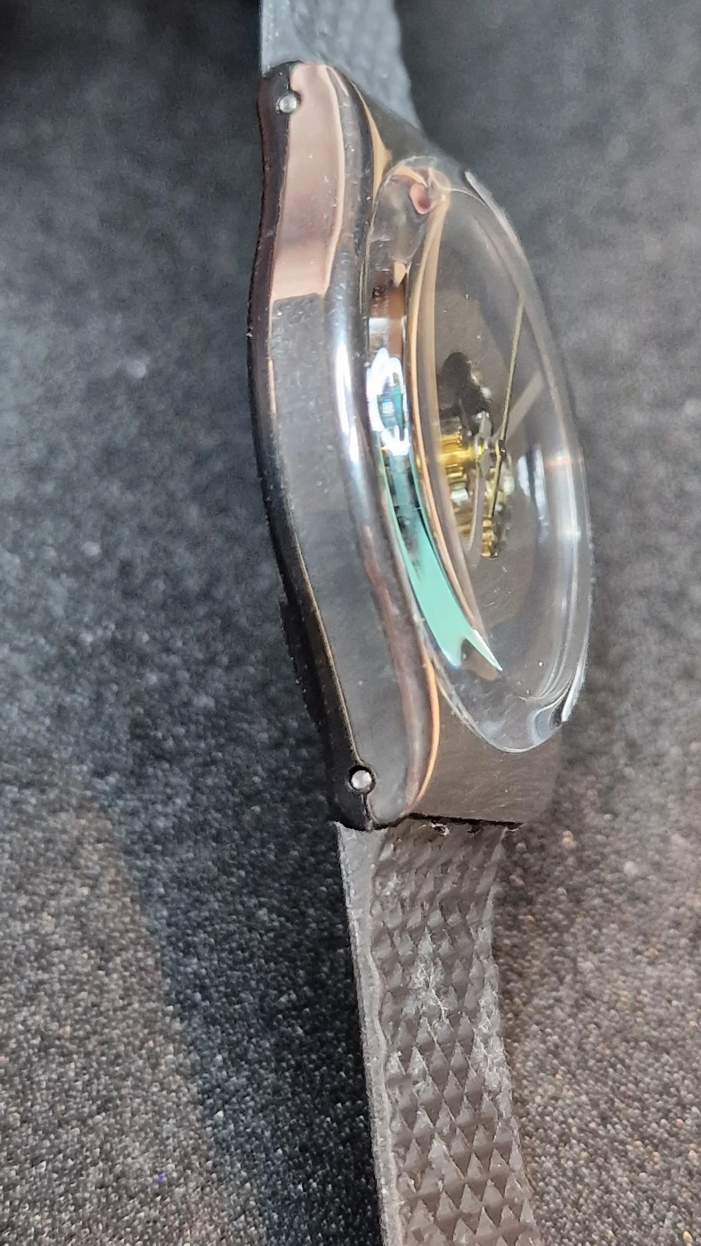 🟣 Swatch GX405 "Metropolis" (1989) – Vintage Skeleton Design