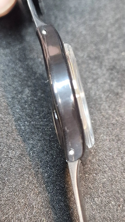 SWATCH Classic White – GB706 (1985)