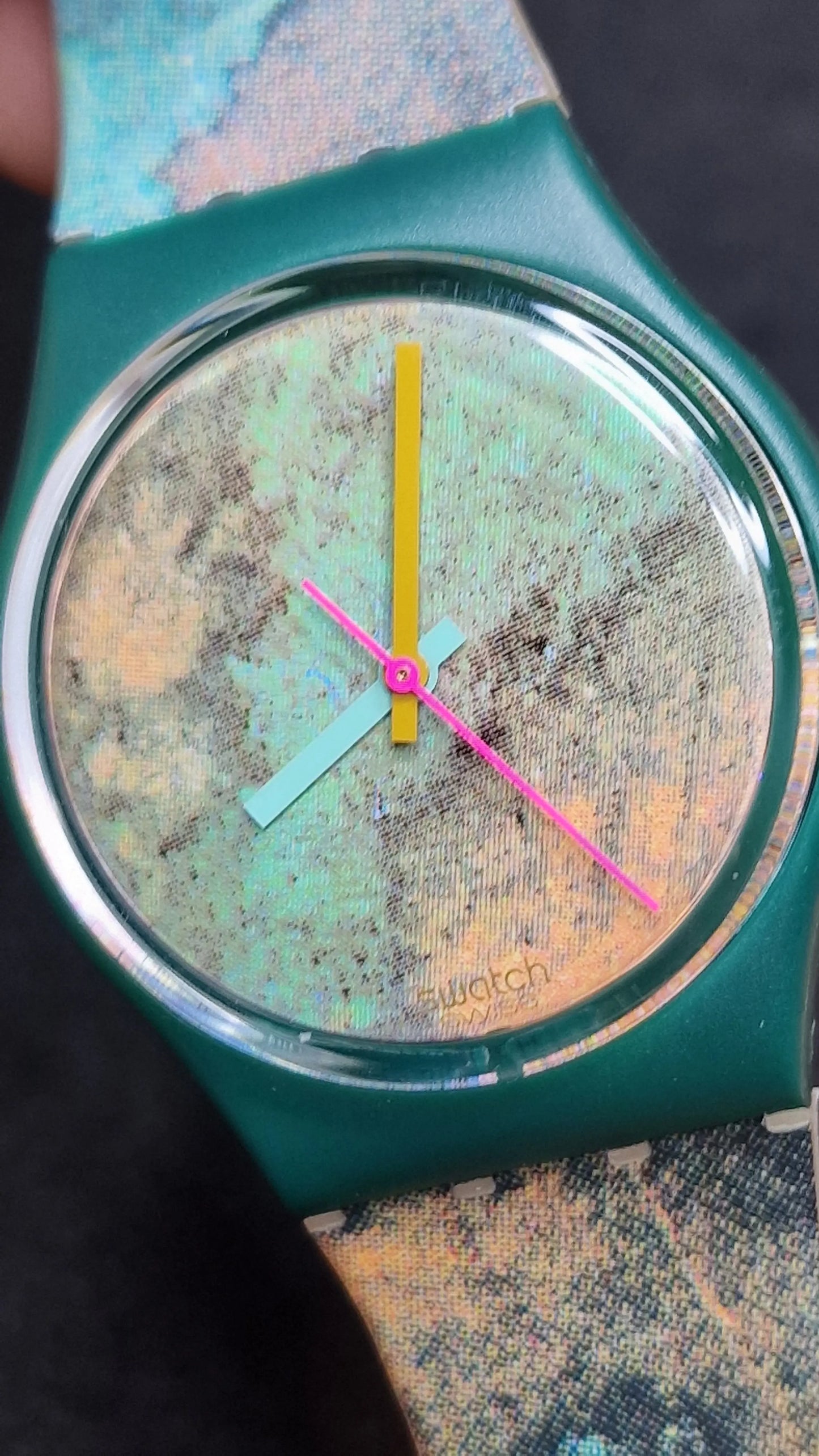 🟢 Swatch GG102 – Old Bond (1988)