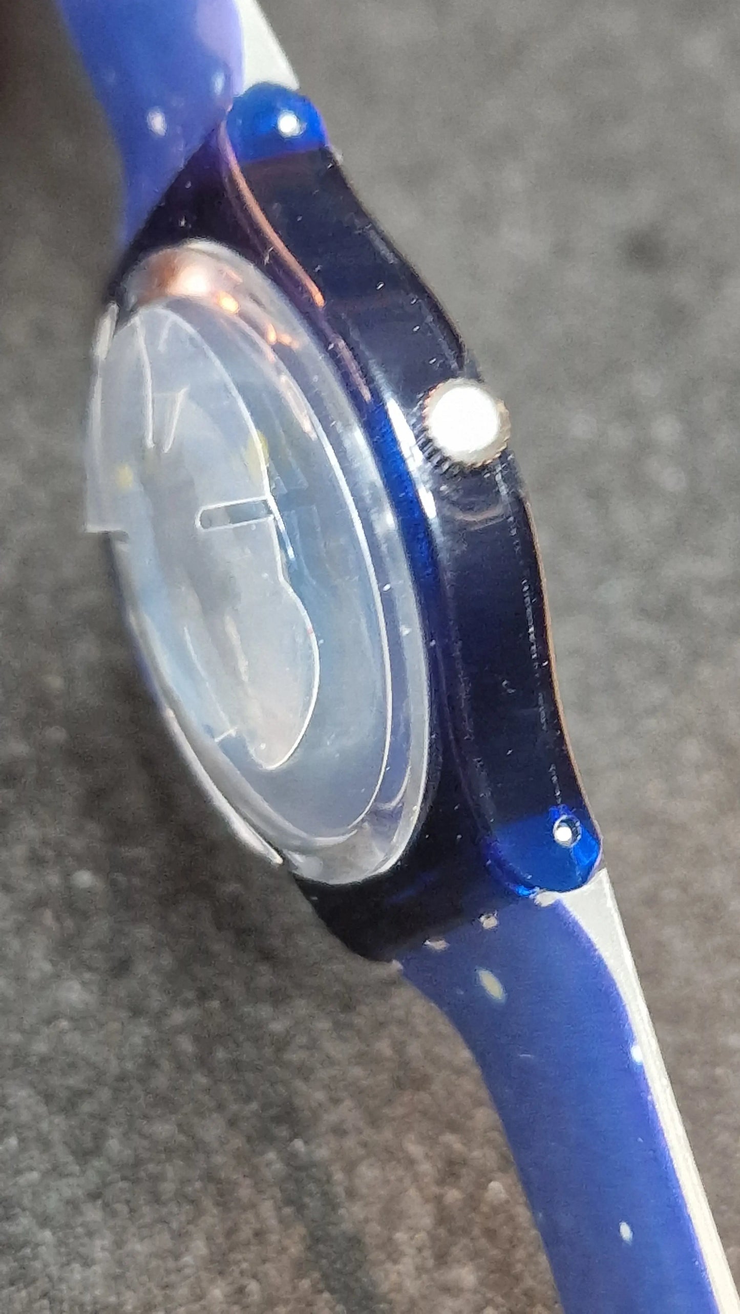 🌌 Swatch GZ160 – Space Dreams (Club Watch 1999)