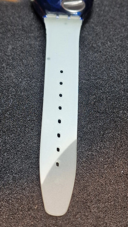 🌌 Swatch GZ160 – Space Dreams (Club Watch 1999)