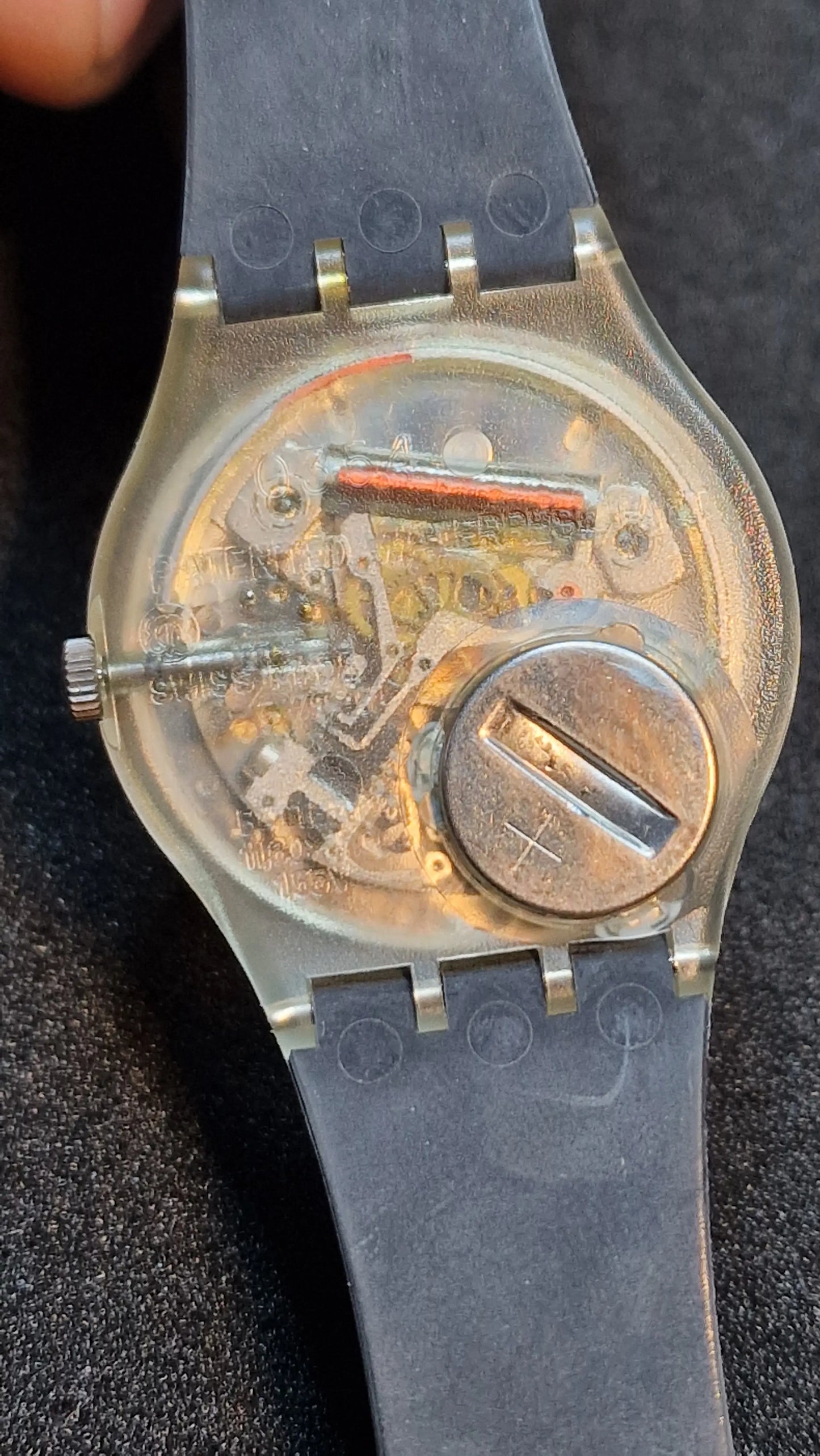 🕰️ Swatch GK104 – “Snowwhite” (1987)