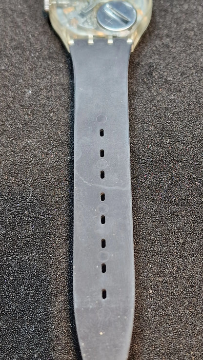 🕰️ Swatch GK104 – “Snowwhite” (1987)