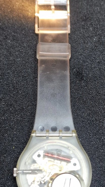 🪼 Swatch GK100 – Jelly Fish (1985) | Vintage Transparent Classic