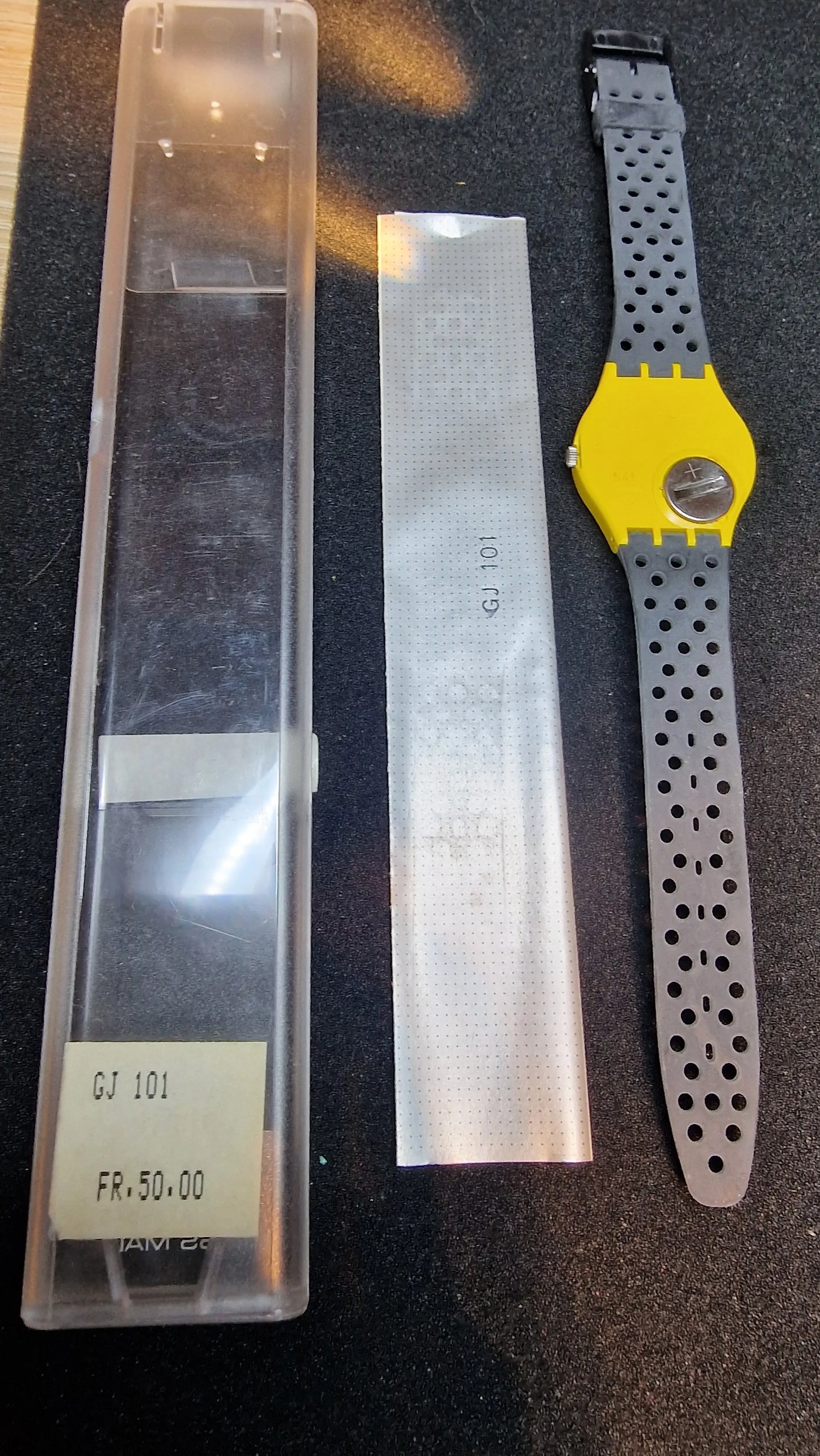 🟡 Swatch GJ101 – “Follow Me” (1987)