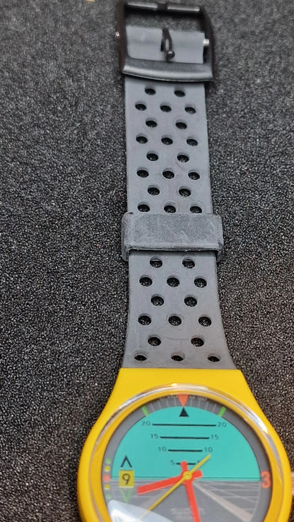 🟡 Swatch GJ101 – “Follow Me” (1987)