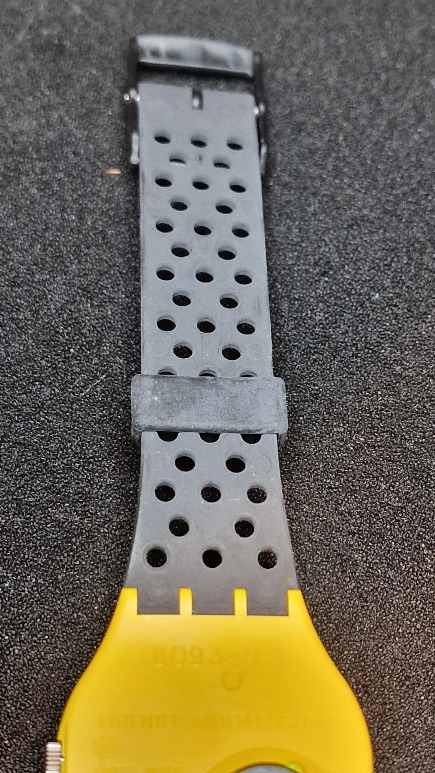 🟡 Swatch GJ101 – “Follow Me” (1987)