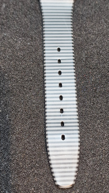 🕒 Swatch GB411 – Grey Line (1989)