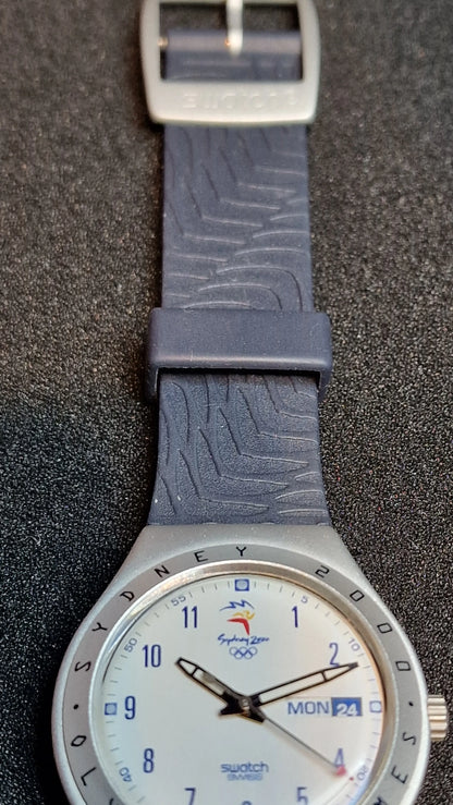 🌍 Swatch Irony Aluminium “Sydney 2000 Olympic” YGS7004 – Big Backfire (2000)