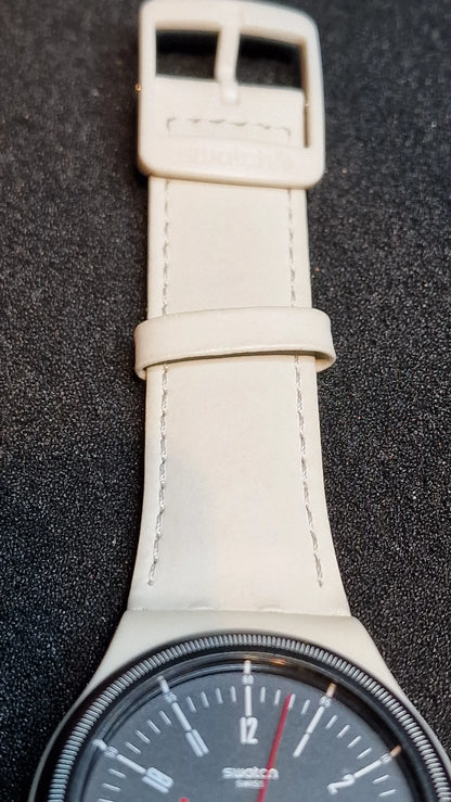 🕰️ Swatch Sistem51 Automatic SUTM400 “Cream” (AG2013) – Date – See-Through Back 42mm ✅