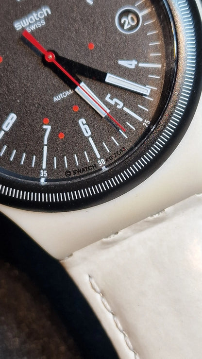 🕰️ Swatch Sistem51 Automatic SUTM400 “Cream” (AG2013) – Date – See-Through Back 42mm ✅