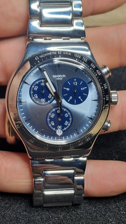 🔵Swatch Irony Chrono SKY ICON (YVS459G) 2018 – Ice Blue Dial + Steel Bracelet⏱️✨