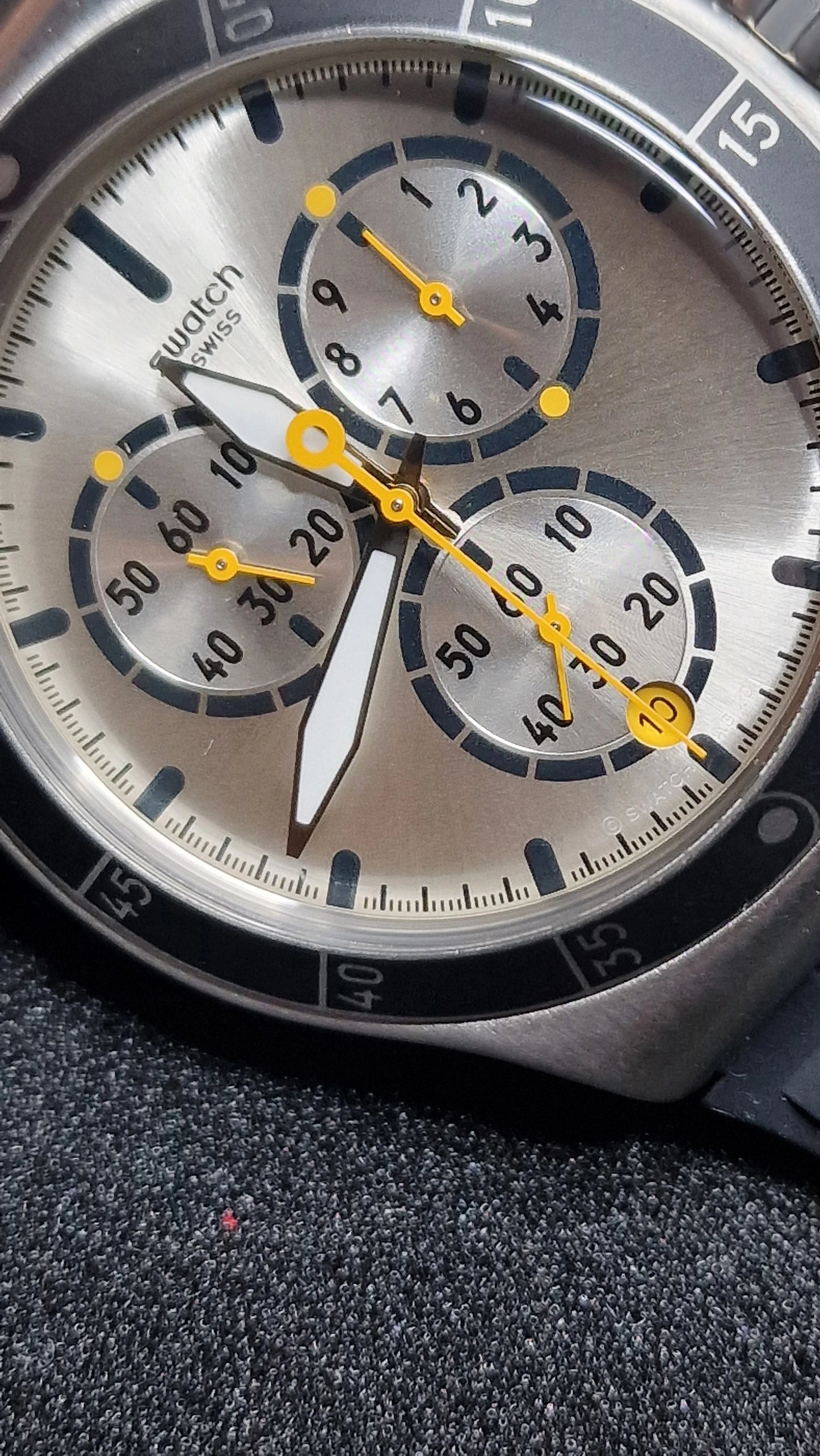 🕹️ Swatch Irony Chrono YVS420 “Jump High” (AG 2014) – sporty chrono with killer lume ✨