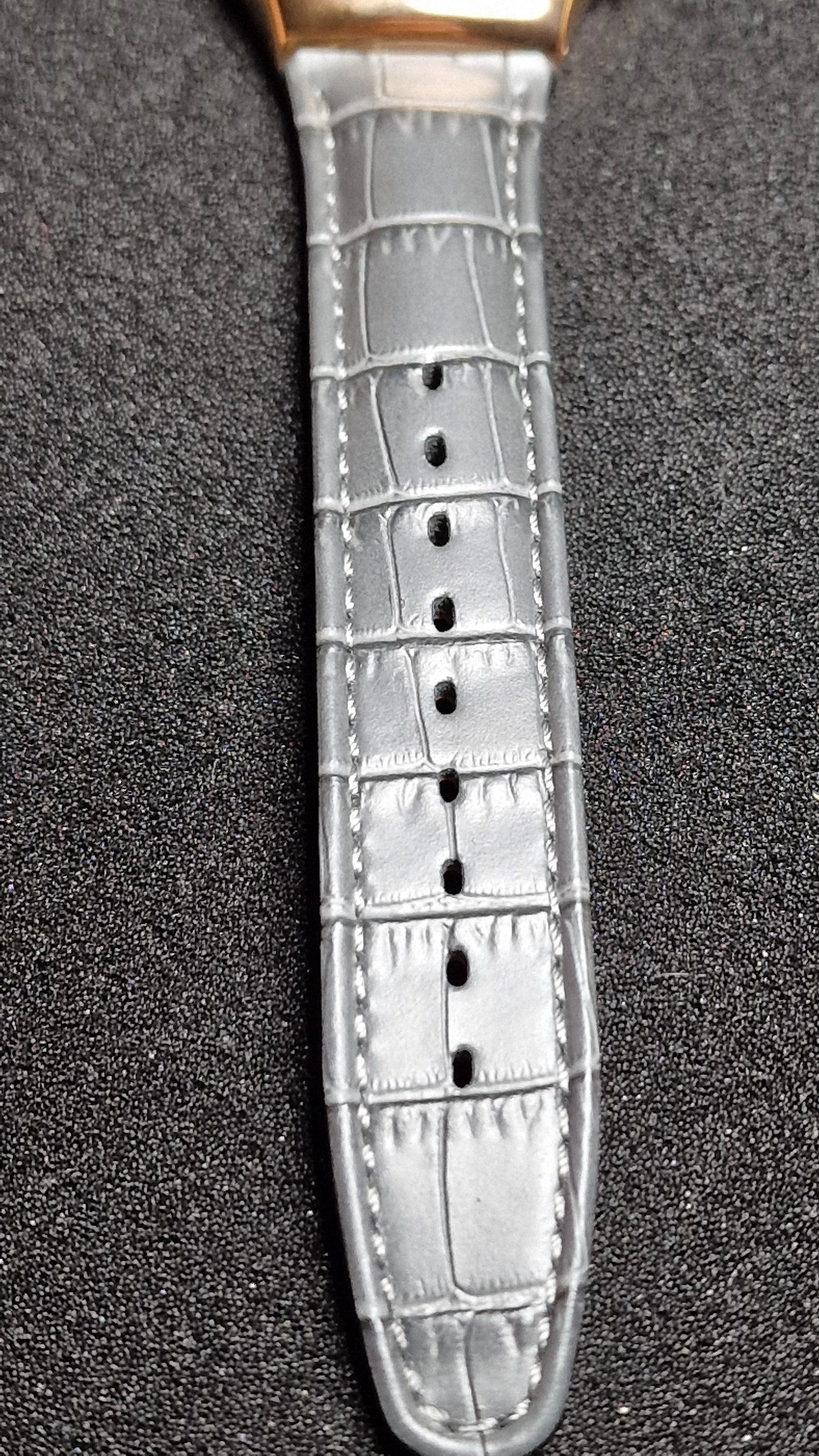 Swatch Irony Chrono YCG411 “Gris en Rose” (AG 2014) ✨ Rose-Gold Steel + Elegant Grey Dial