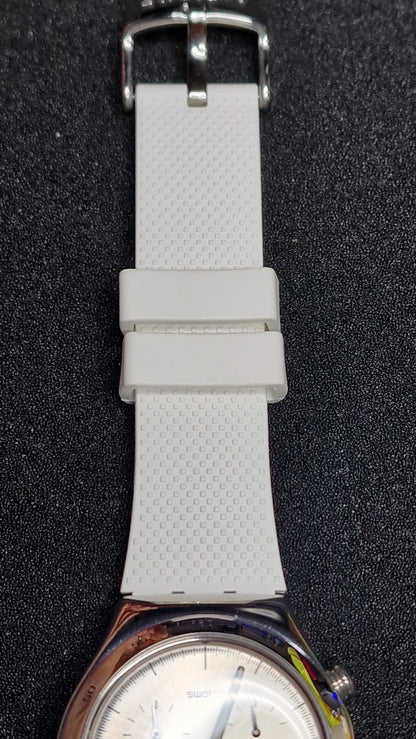 ⌚️ Swatch Irony Chrono YCS584 “Travel Chic” (AG 2014) 💙🤍 – Clean silver dial + blue chrono hand