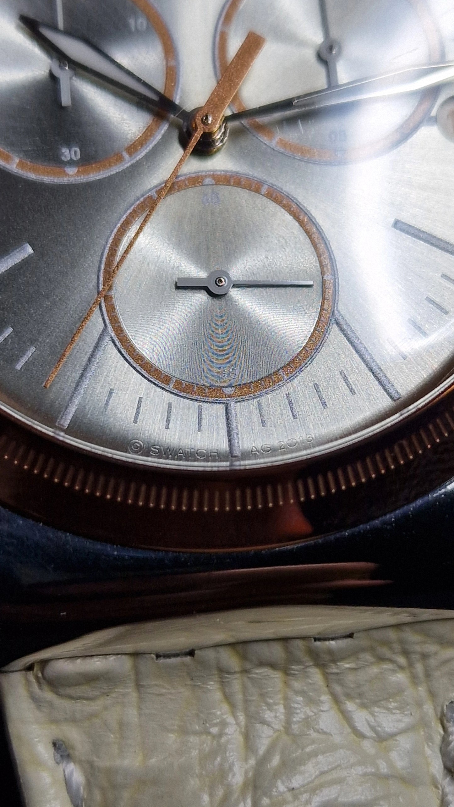 ⌚️ Swatch Irony Chrono YVS412 “AlbinoStrich” (AG 2013) – elegant two-tone chrono 🤍✨