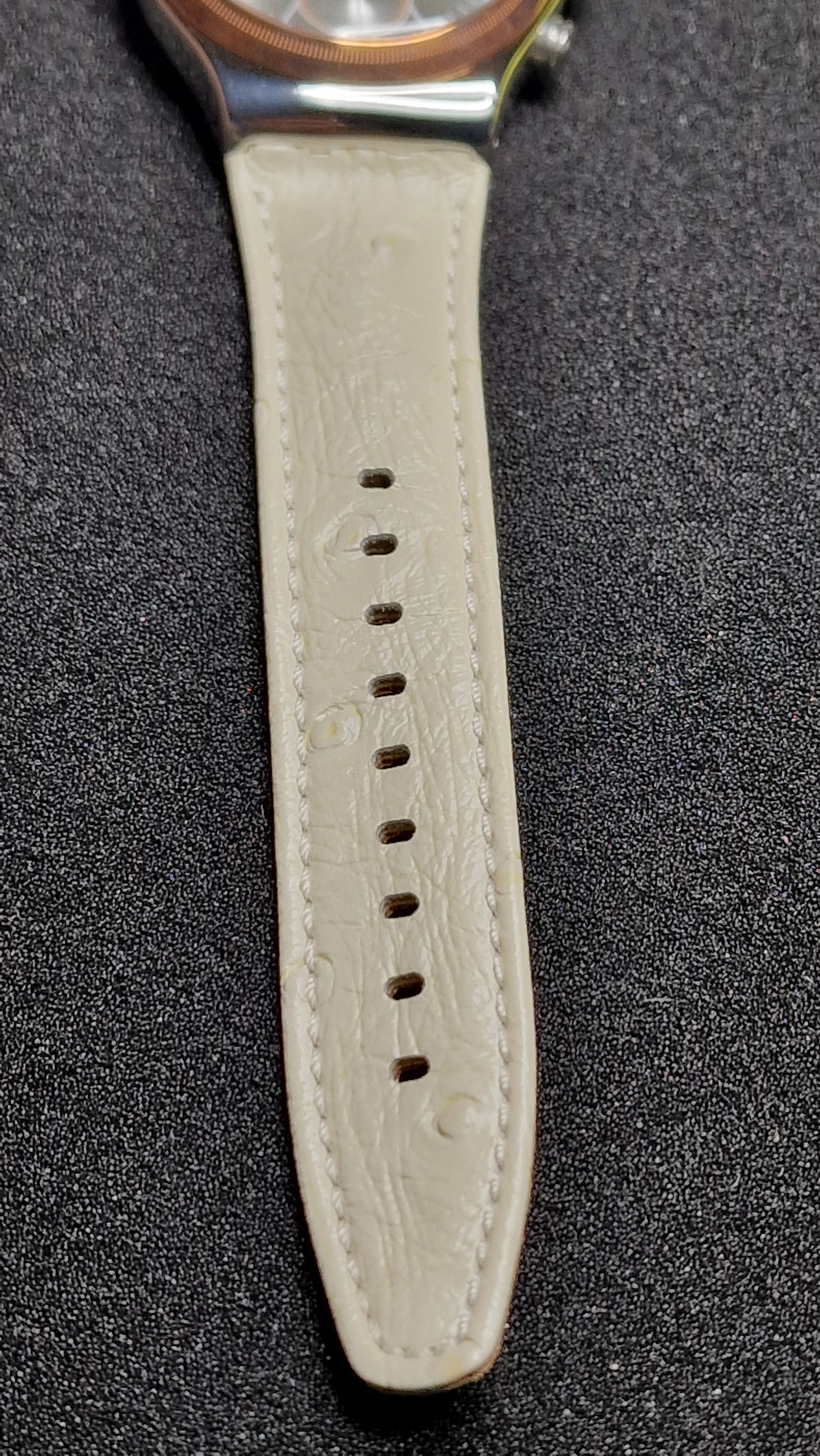 ⌚️ Swatch Irony Chrono YVS412 “AlbinoStrich” (AG 2013) – elegant two-tone chrono 🤍✨