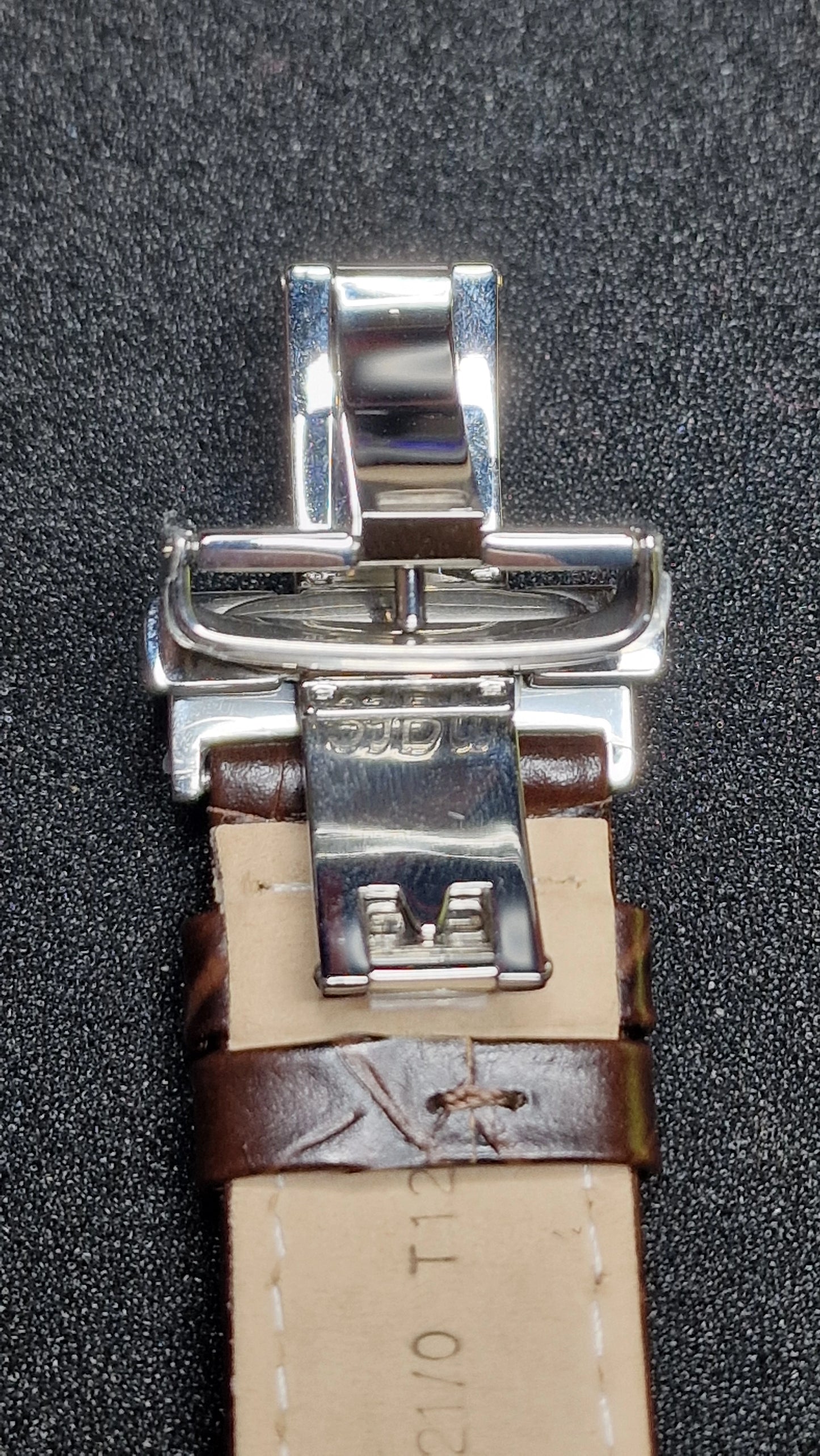 Swatch Irony Chrono YVS410C “London” (AG 2013) – Blue Dial + Strong Lume ✨