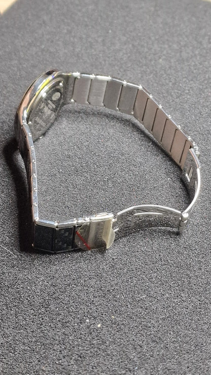 🏁 Candino Carbon F1 – Red Bull Sauber Petronas Edition (Unworn)