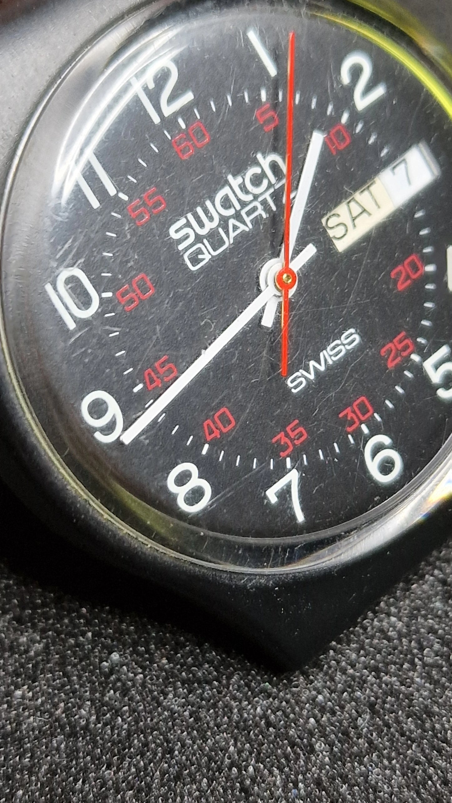 Swatch Gent GB701 (1983) – Classic Day-Date “Originals” Style 🕰️🔥