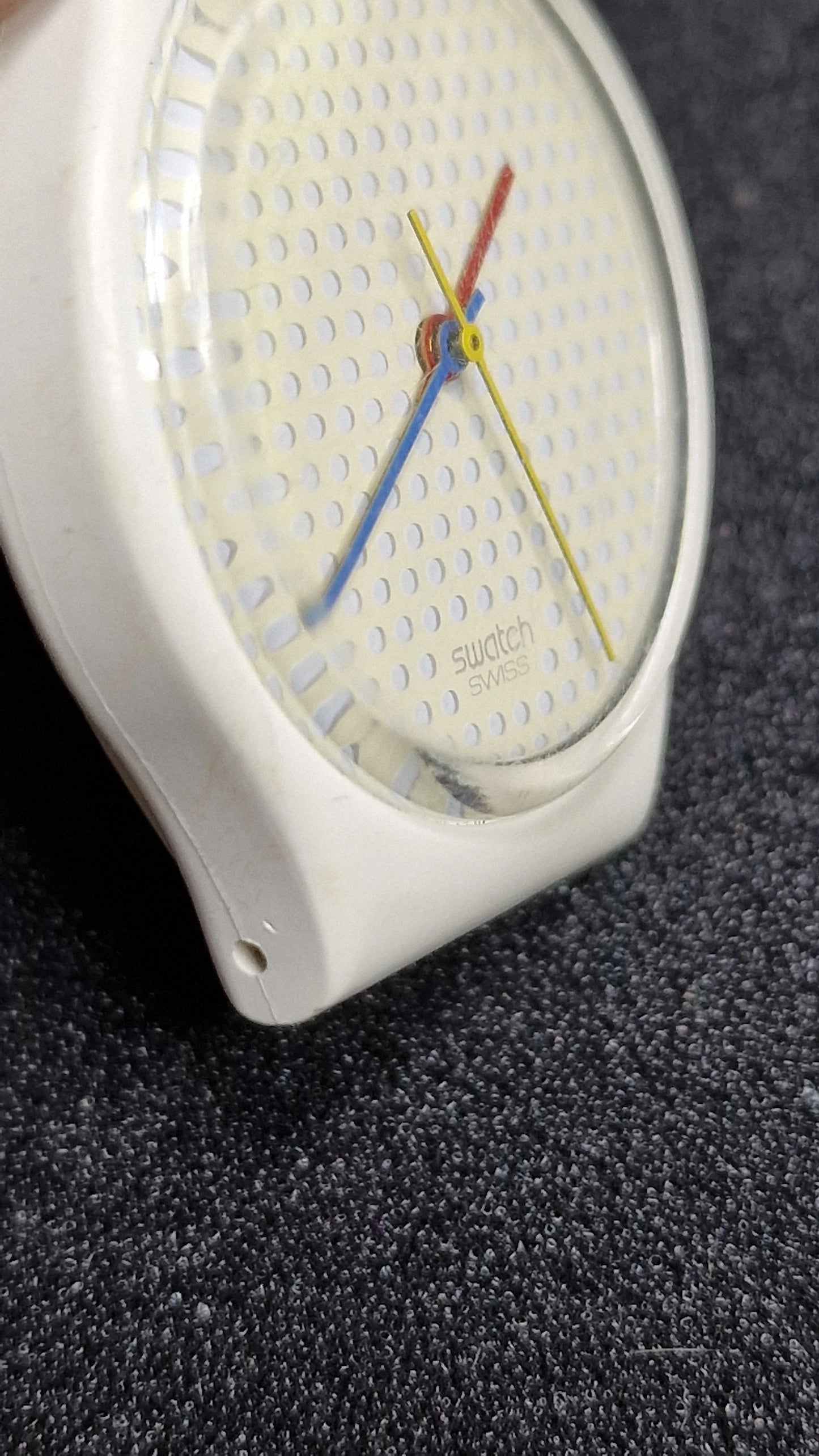 Swatch GW105 “Ping Pong” (1986) ⚪️🏓 – Vintage Swiss Quartz