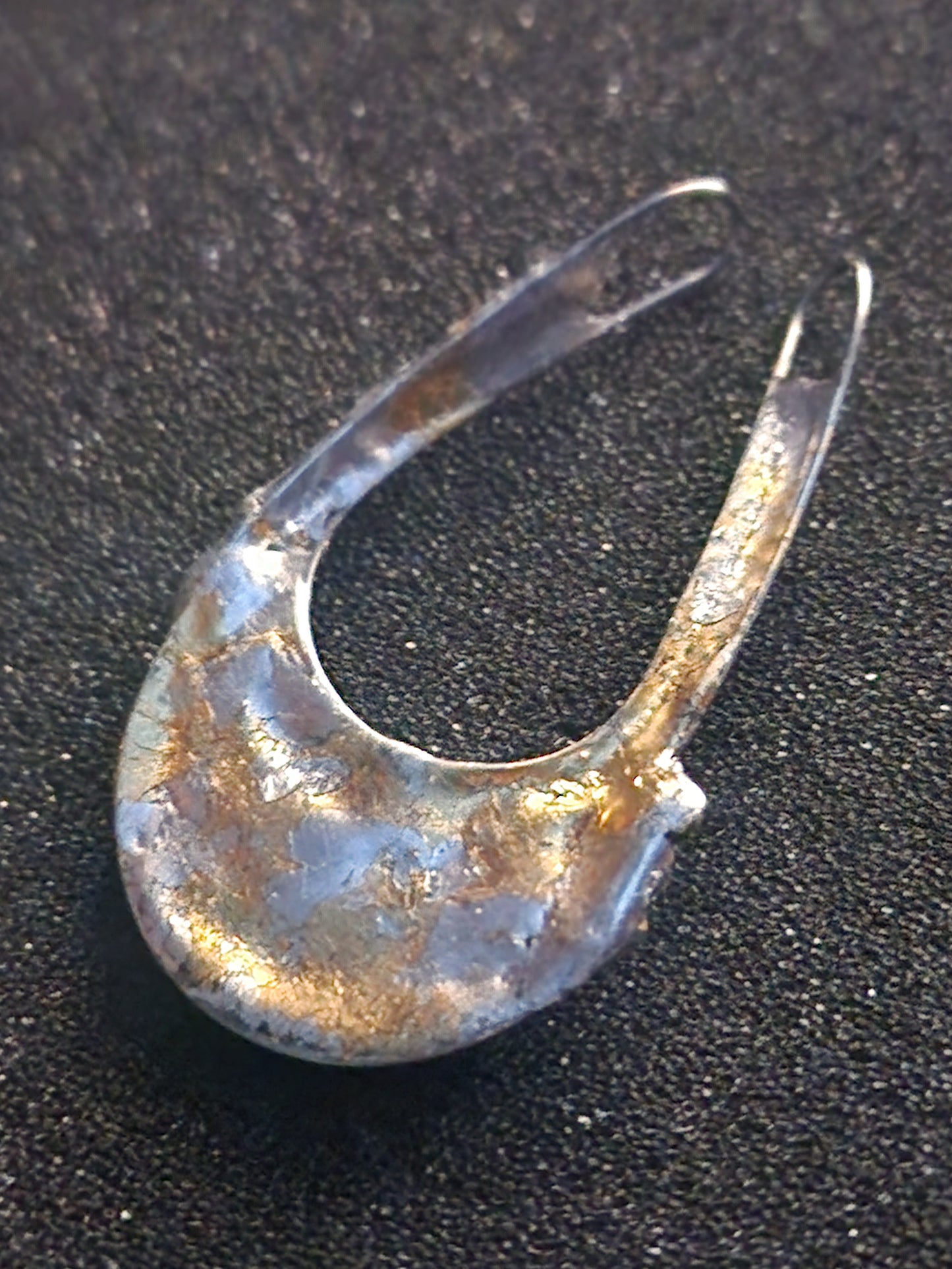 Timekeeper Ring-Holder Pendant — Upcycled Watch Parts by MakiArt (Handmade in Switzerland)