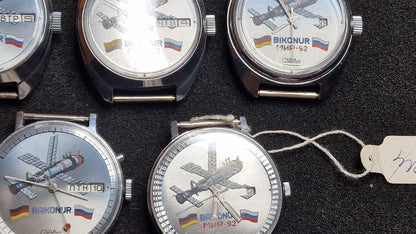 🚀 RARE SET of 5 – Slava “BAIKONUR MIR-92” Automatic Watches | Limited Space Edition | 1992