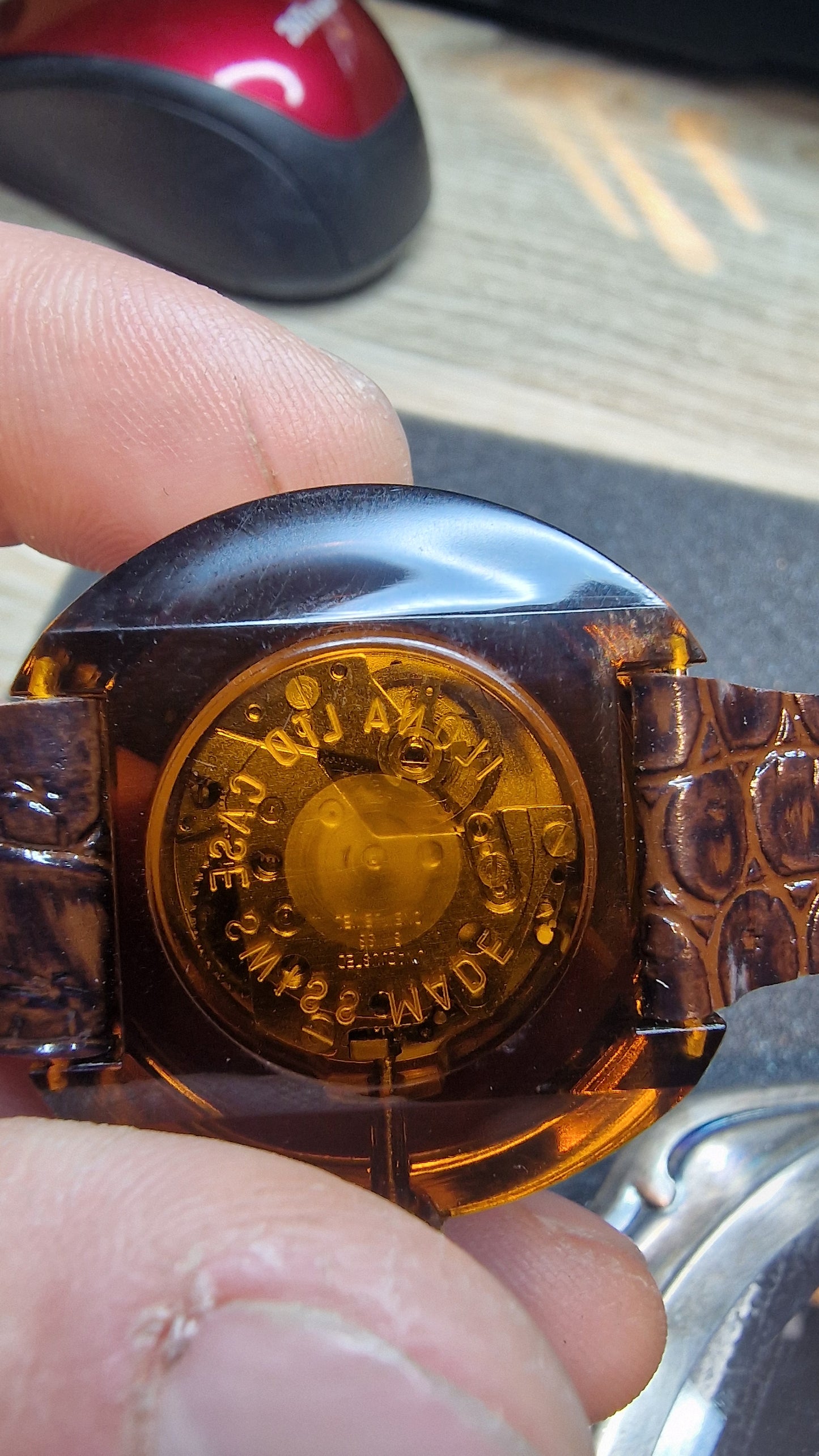 TERIAN – Swiss Made – NOS – ILONA LTD Acrylic Case – 1970s/80s – Mechanical