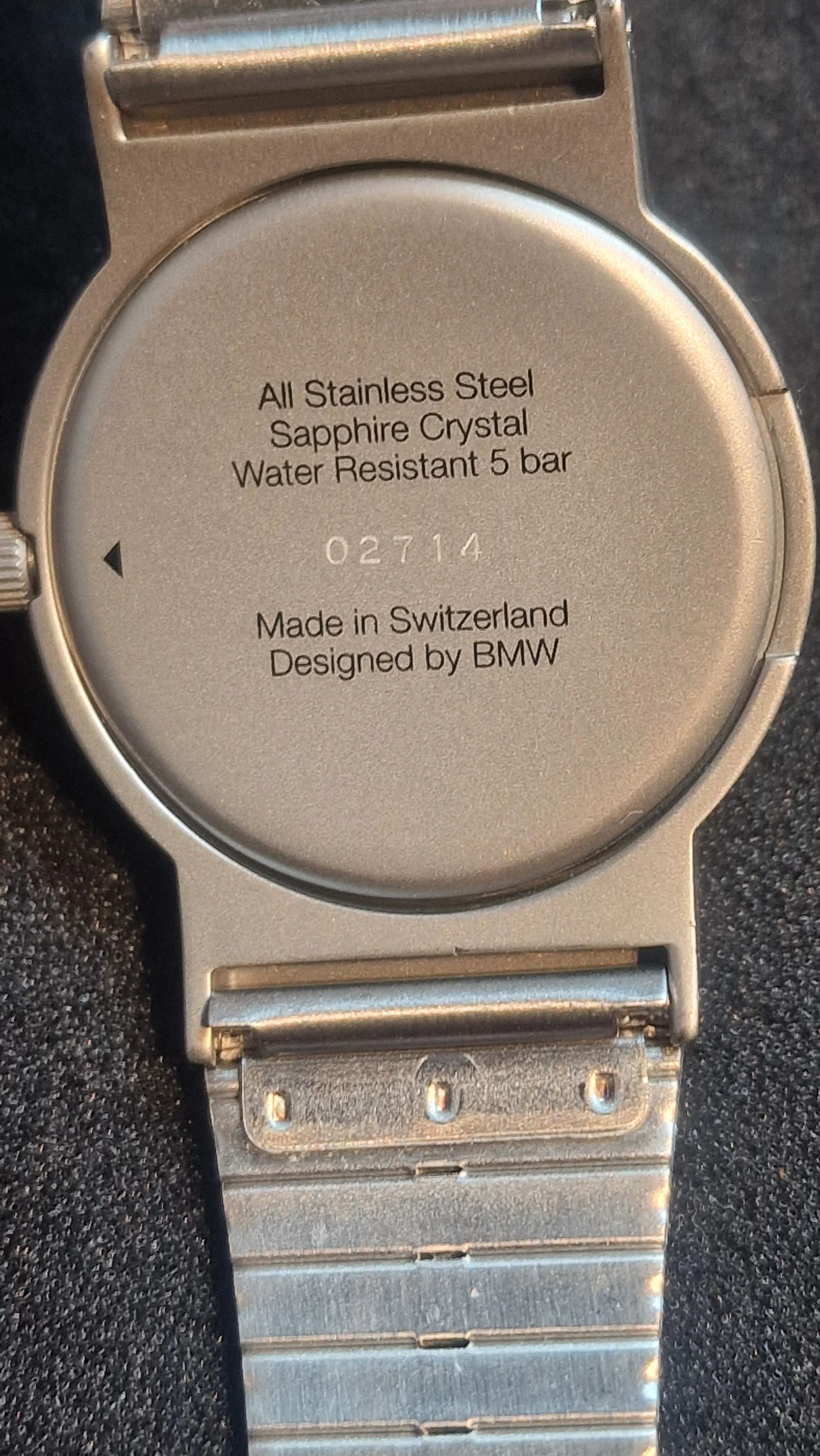 BMW Swiss Design Watch – Minimalist Precision in Stainless Steel 🇨🇭 6