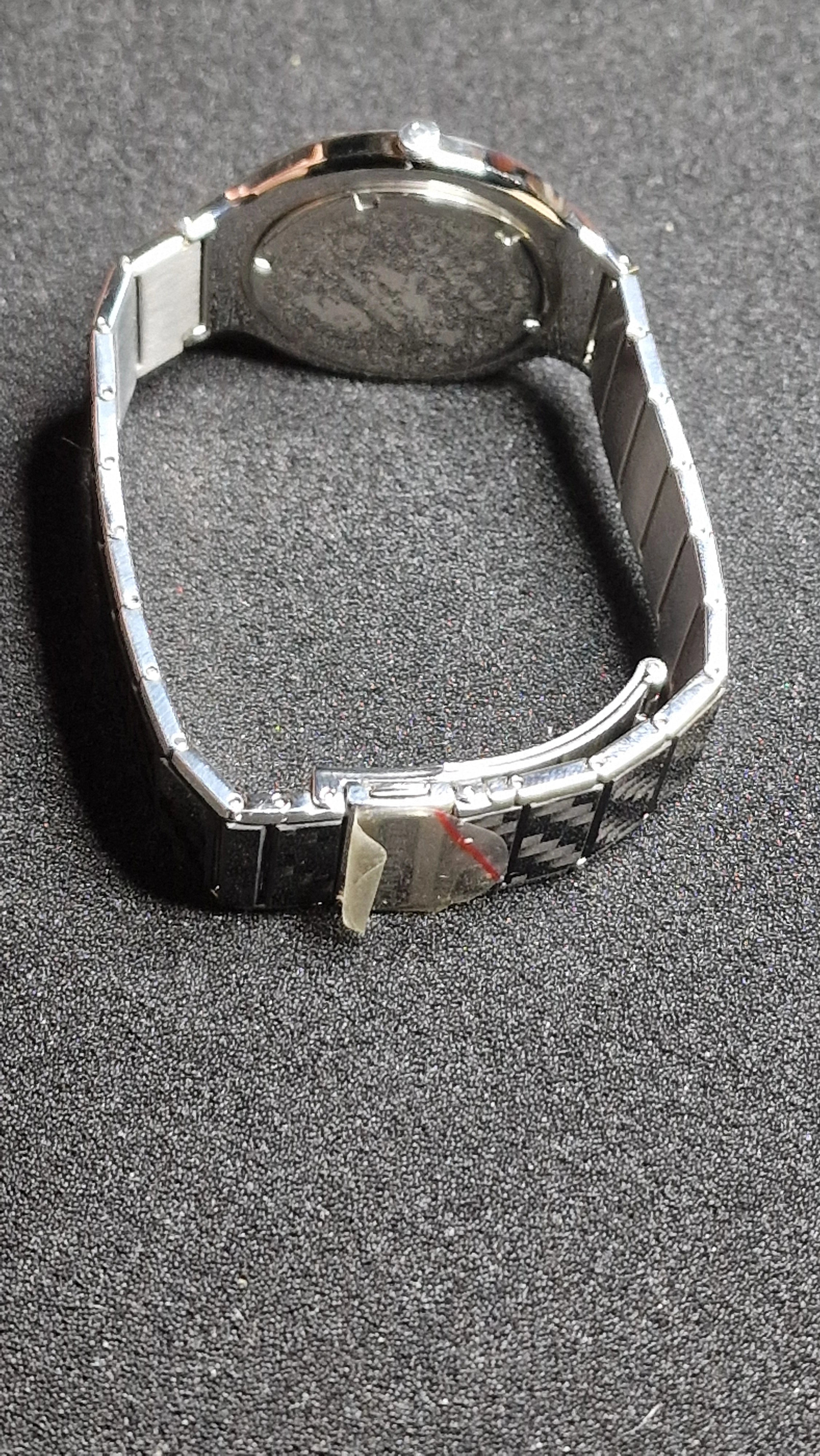 Candino Carbon F1 – Red Bull Sauber Petronas Edition (Unworn) 17