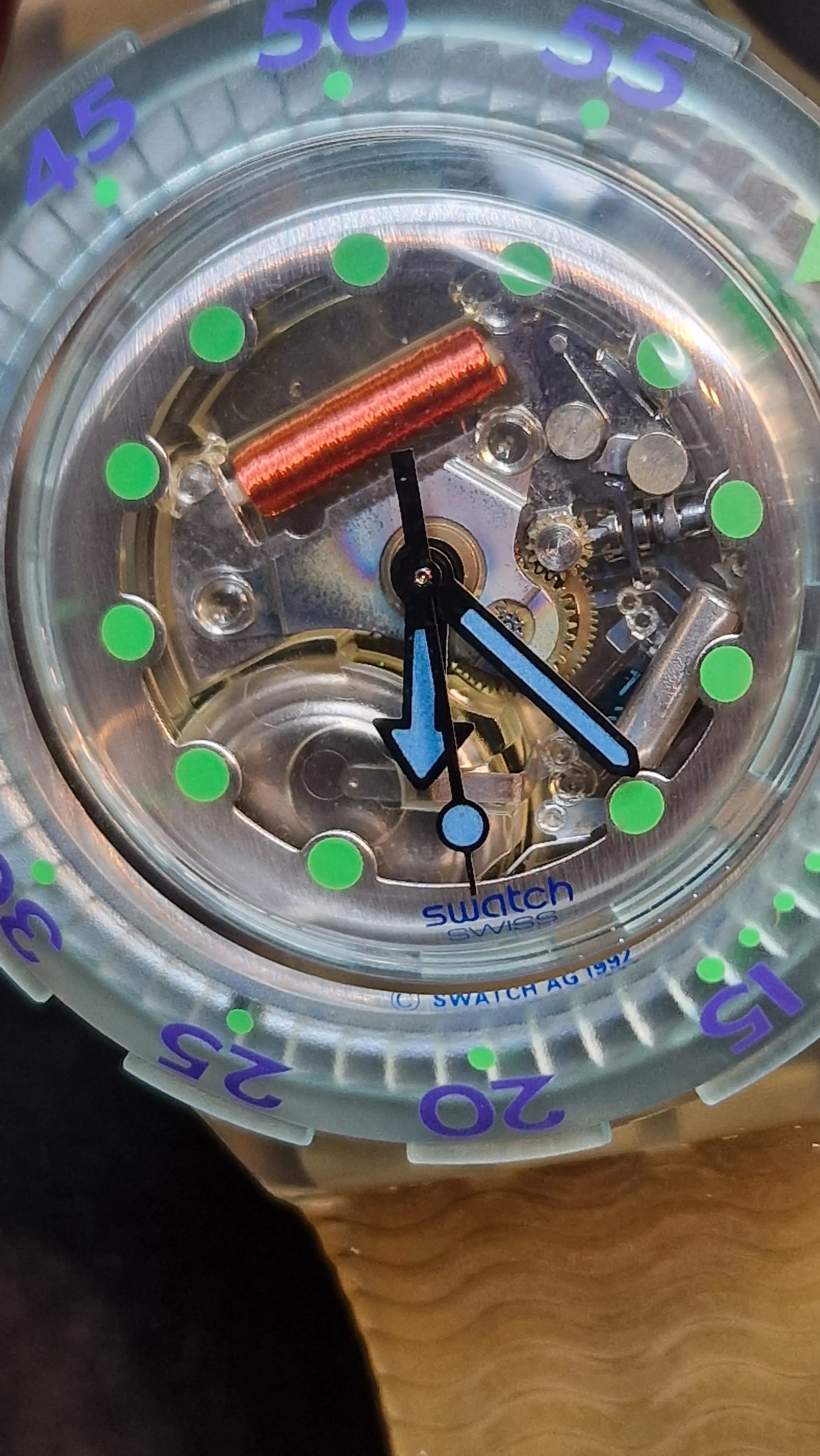 Swatch Scuba 200 SDK107 “Blue Ice” 1993 – Transparent Diver, Full Set 6