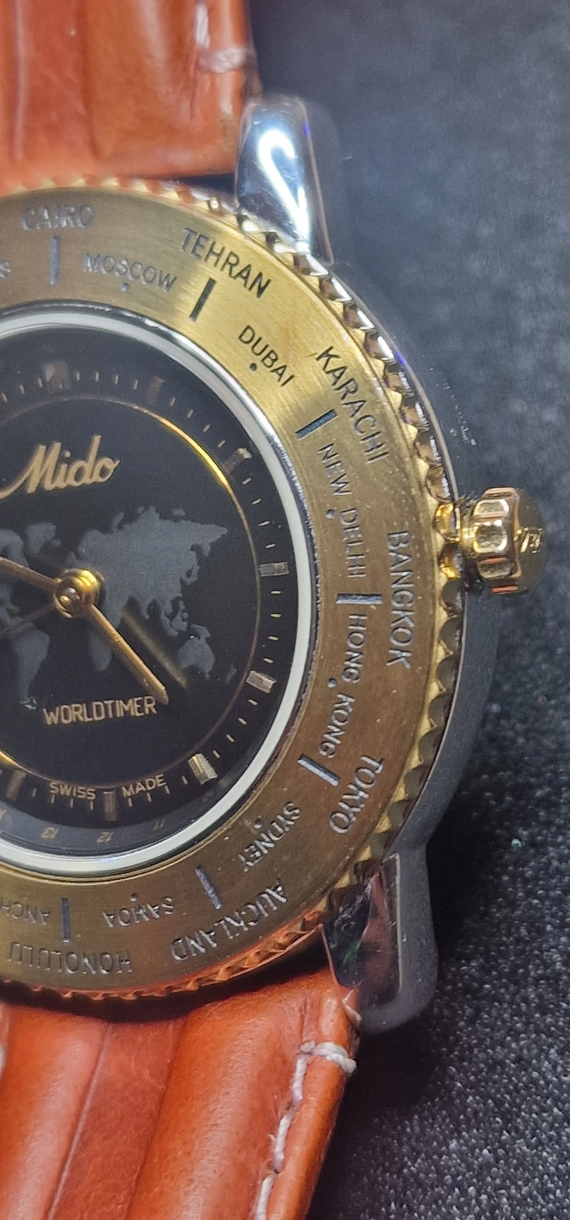 Exclusive MIDO Worldtimer Men's Watch – Swiss Made, 39mm, Quartz, World Time Function 7