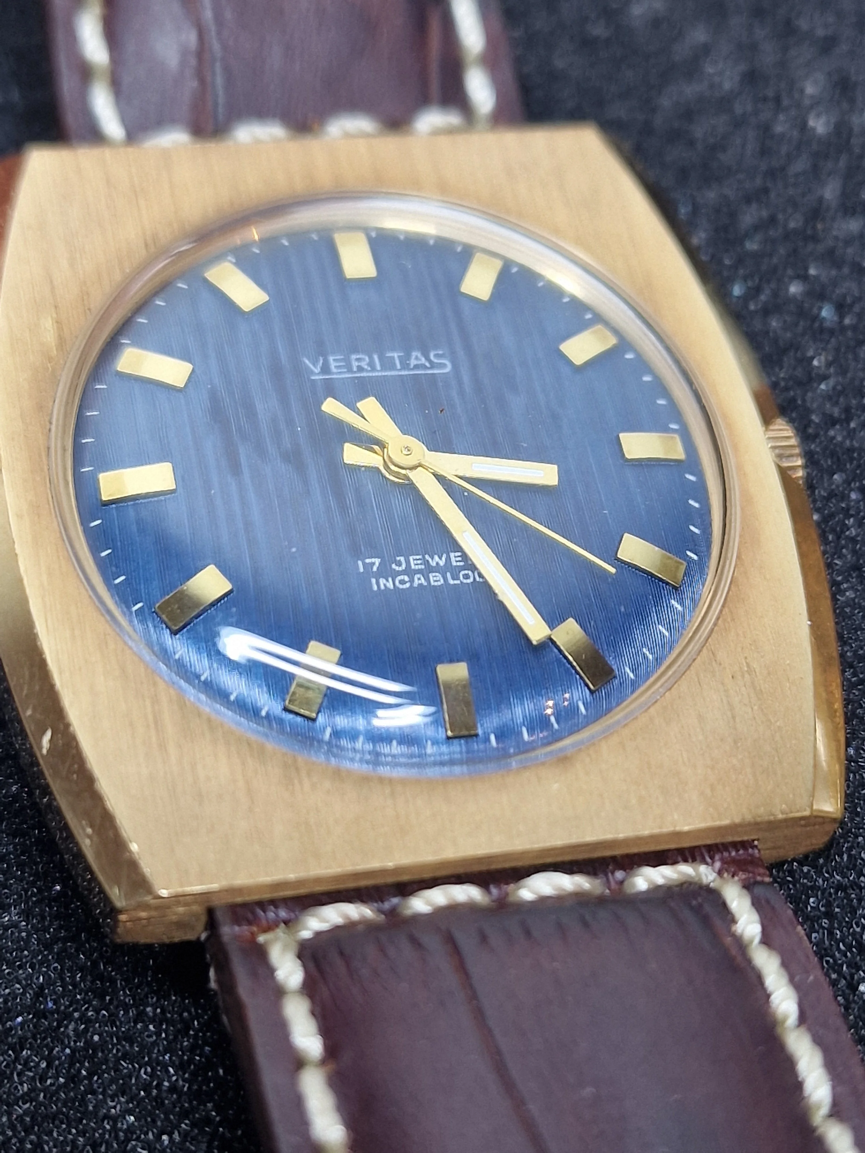 High-Quality NOS Vintage Watches – VERITAS – 4-Piece Set – 60s/70s – 1x Automatic + 3x Hand-Wound 11