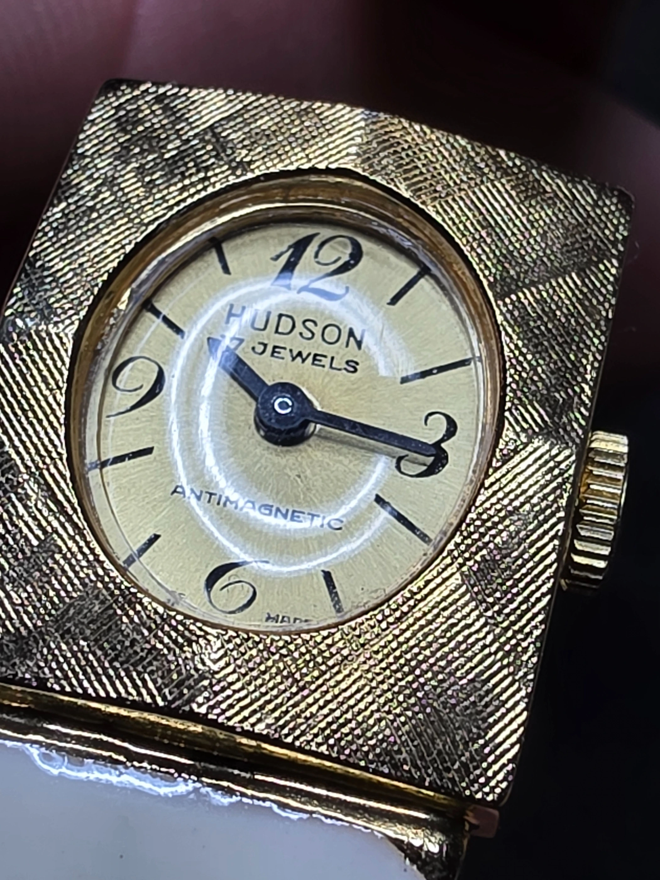 Hudson Jewelry Watch – 1960s – Unworn – Clasp Design 8