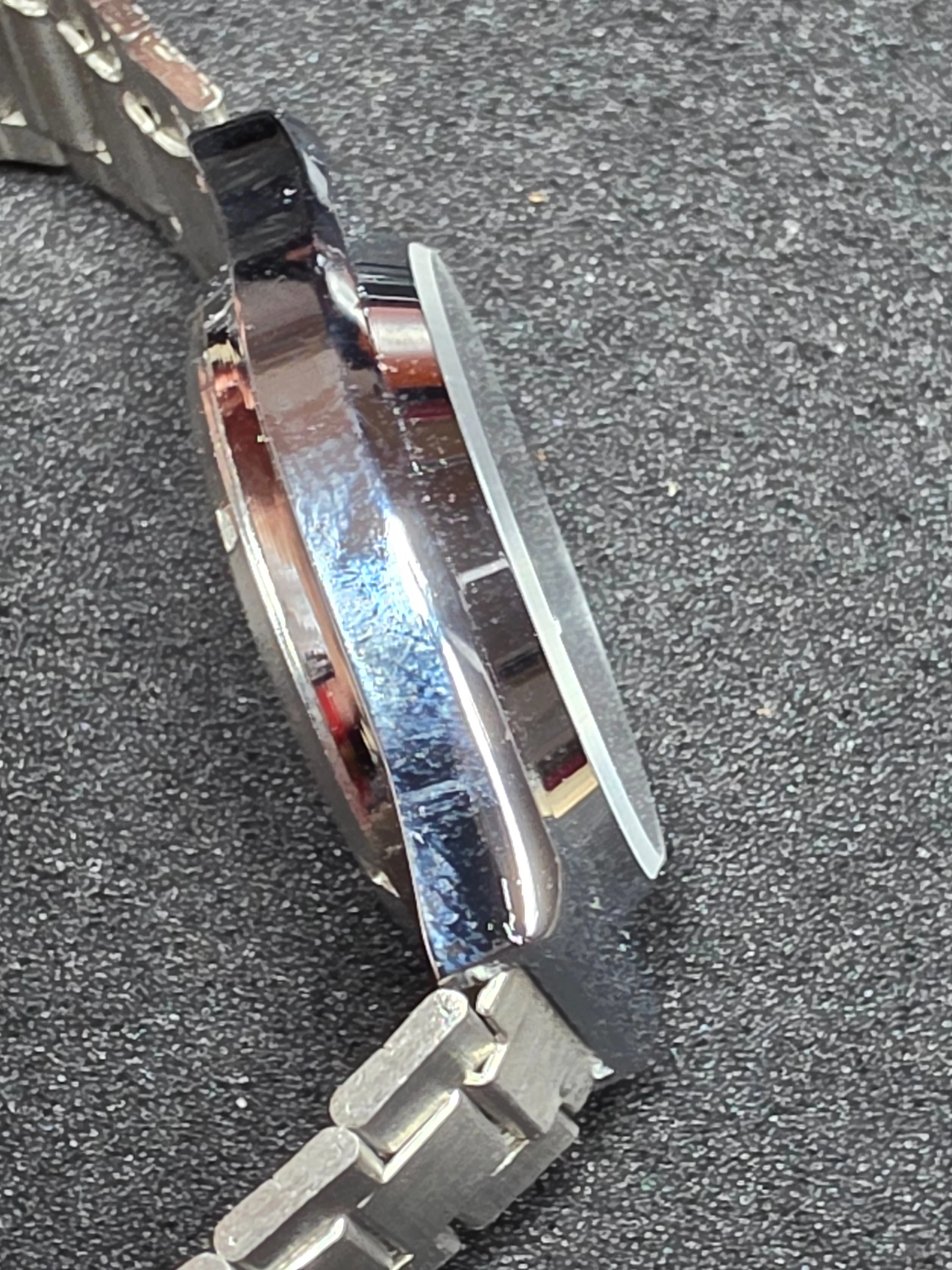 Ligun De Luxe – 1960 – NOS – Antimagnetic 2