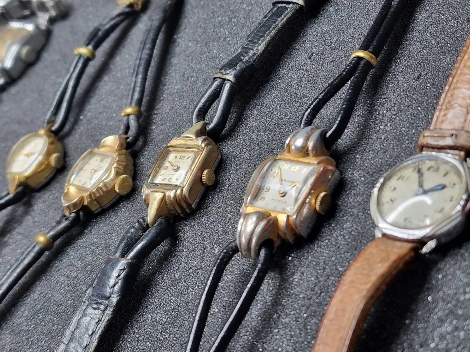 Lot of 11x Ladies’ Wristwatches – ART DÉCO Style – Rare! (Non-Working) 7
