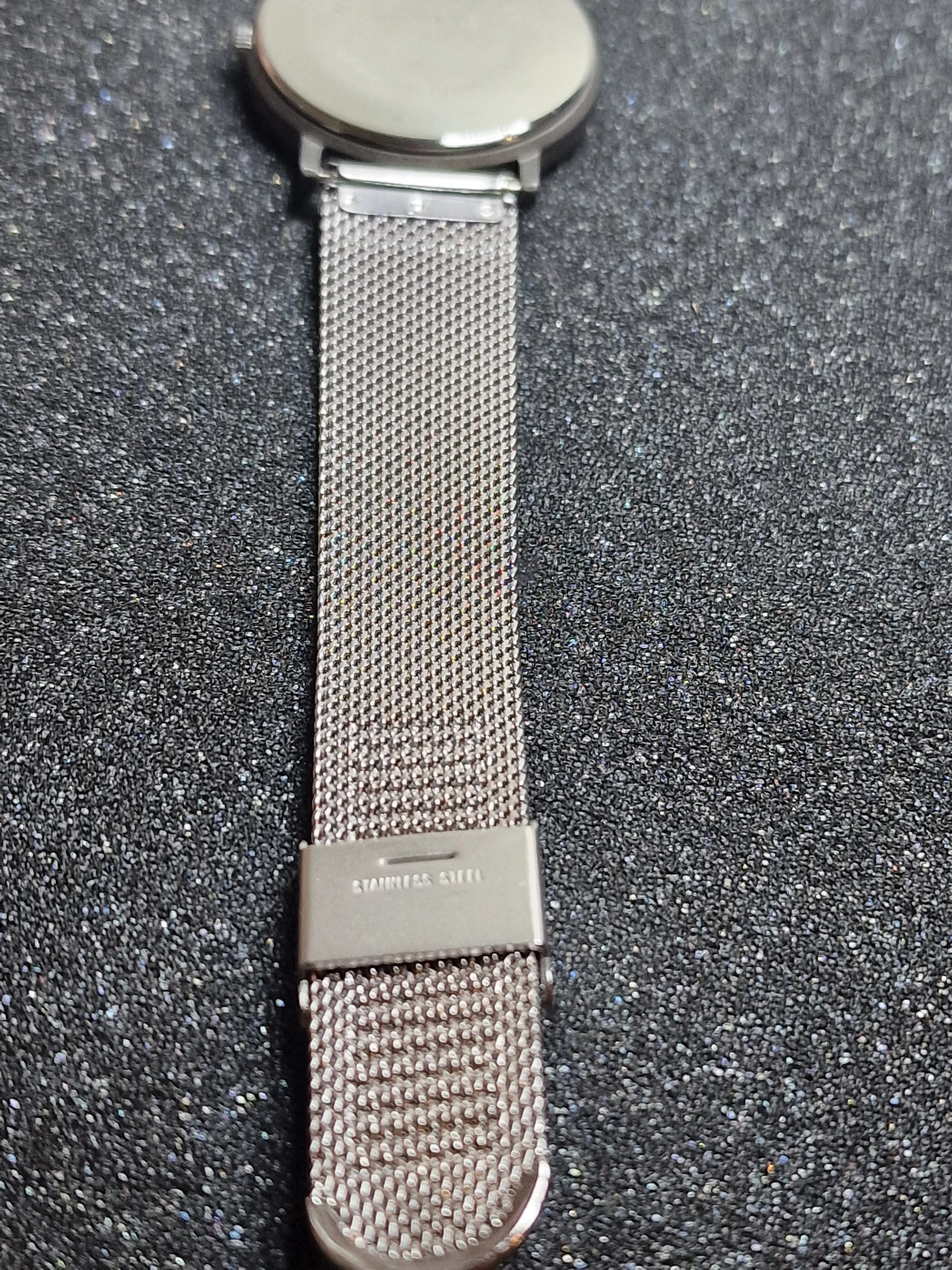 New Ultra-Slim ZENO De Luxe Watch – Quartz, 33mm, Elegant & Sporty 10