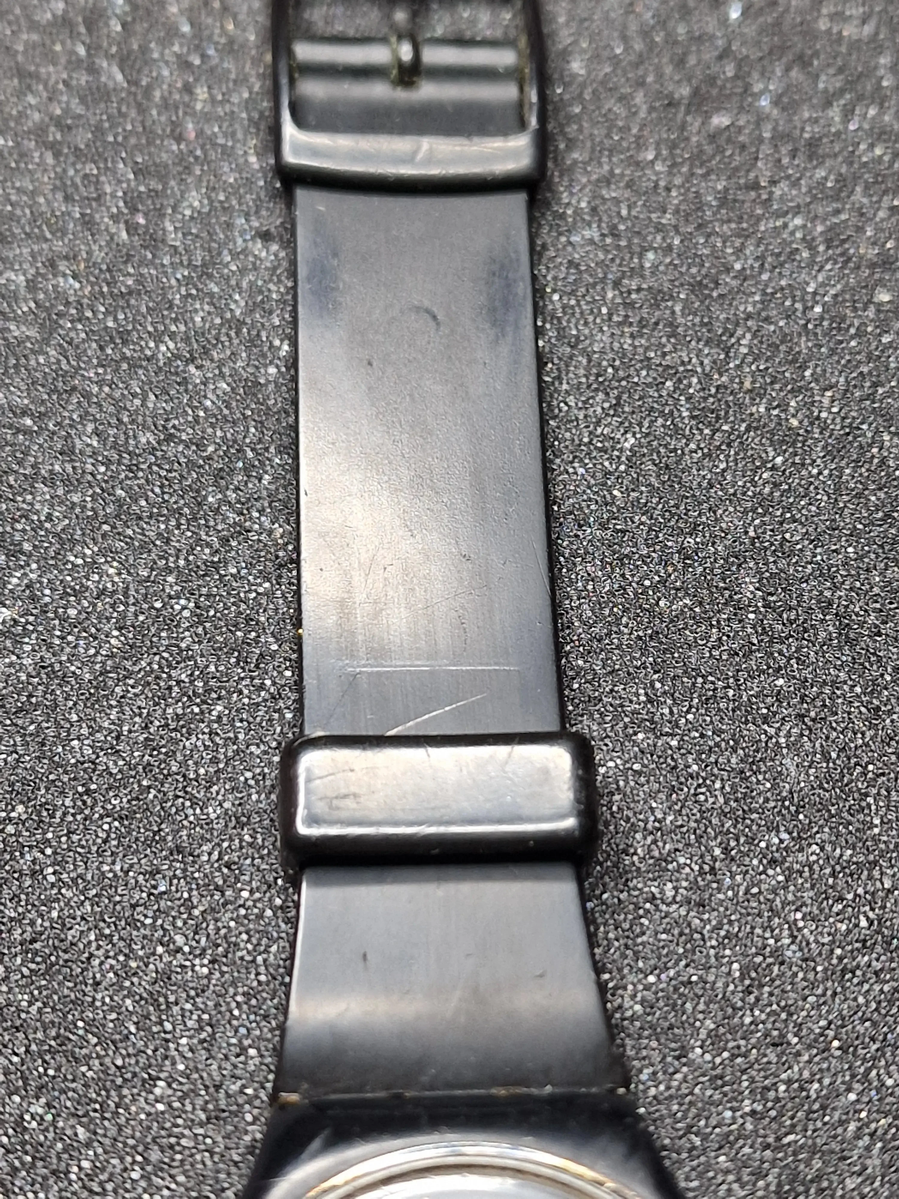Rare 1983 Swatch GB101 – First Year Edition with Specialist trade (FHL) 8