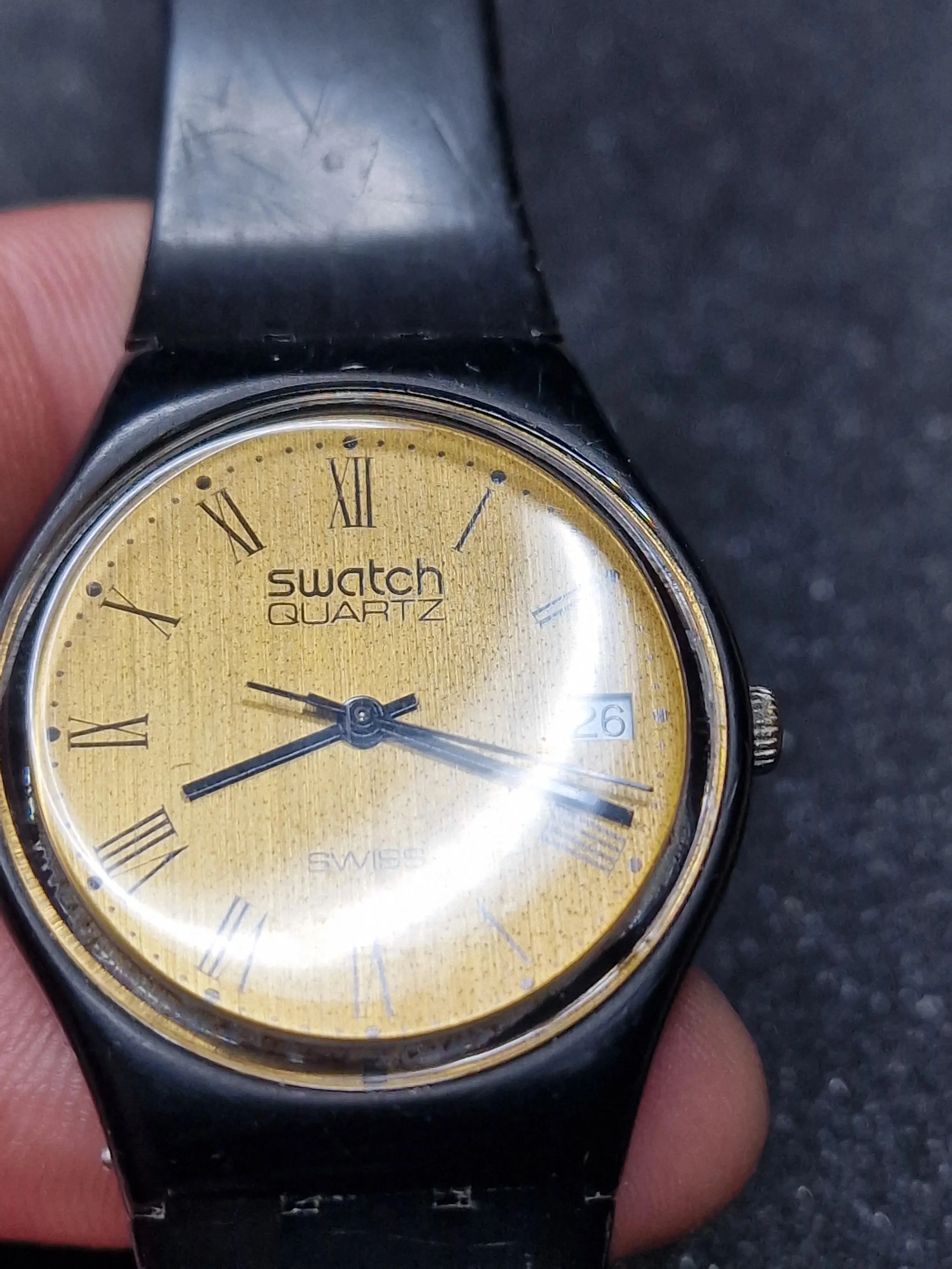 Rare 1983 Swatch GB402 – with Specialist trade (FHL) on Strap 4