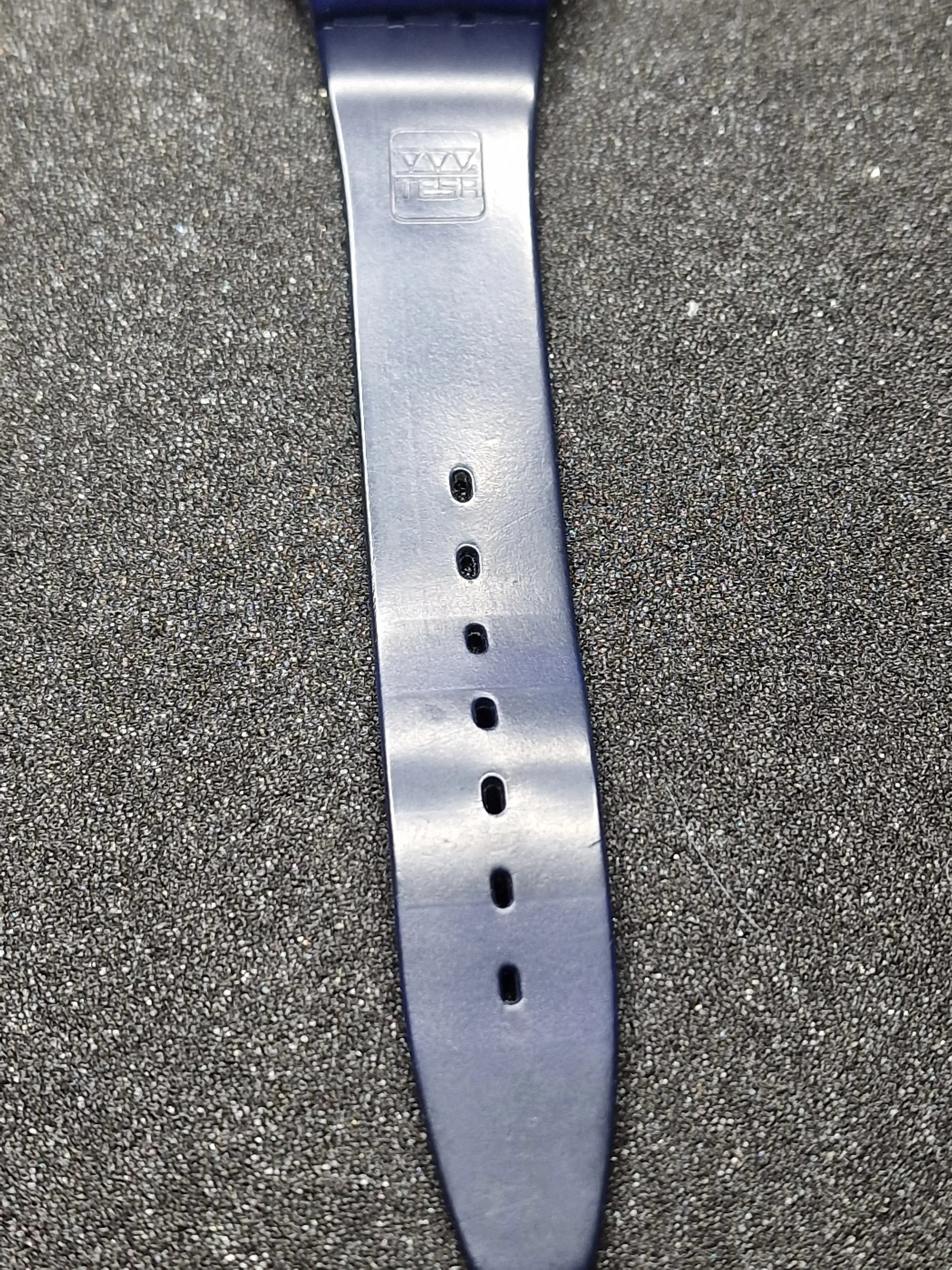 Rare 1983 Swatch GN001 – Specialist trade FHL on Strap – 34mm 7