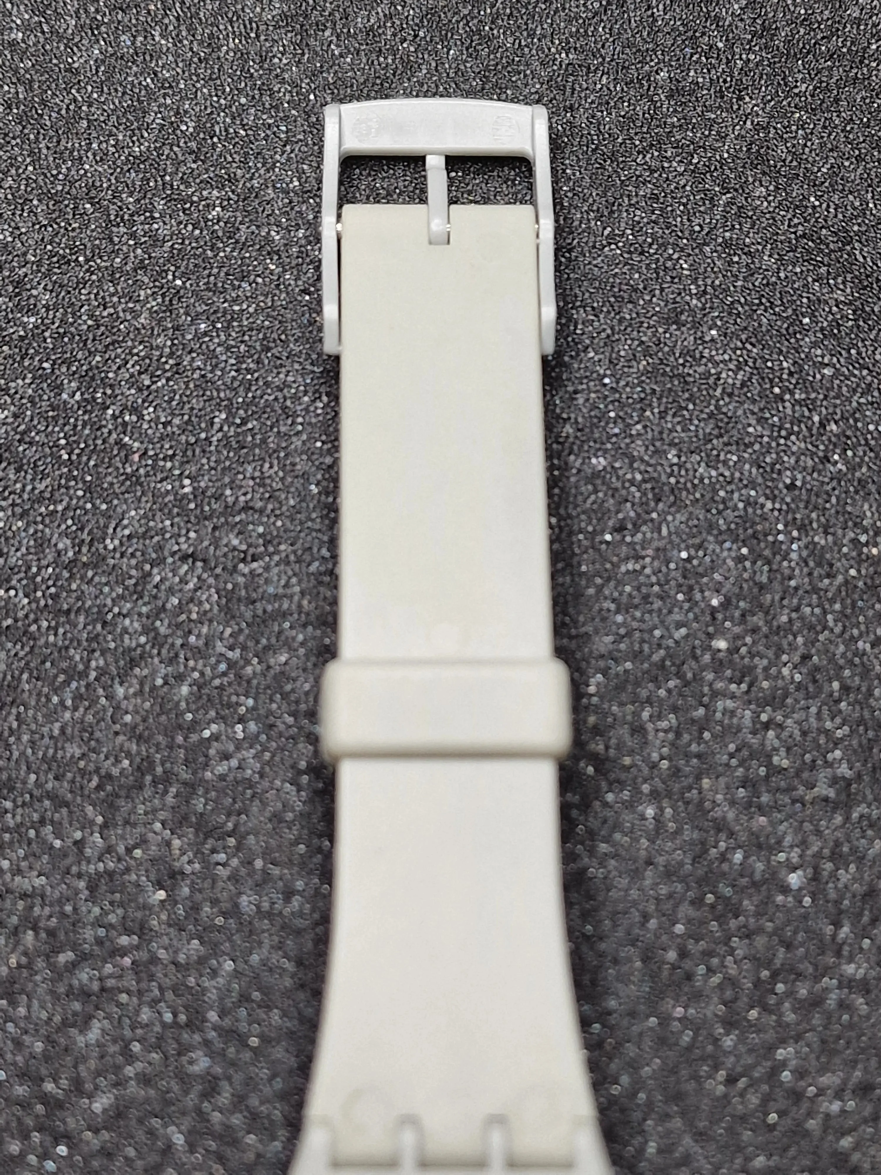 Rare Vintage 1983 Swatch GM700 – 34mm – Unworn (NOS) but Not Working 10