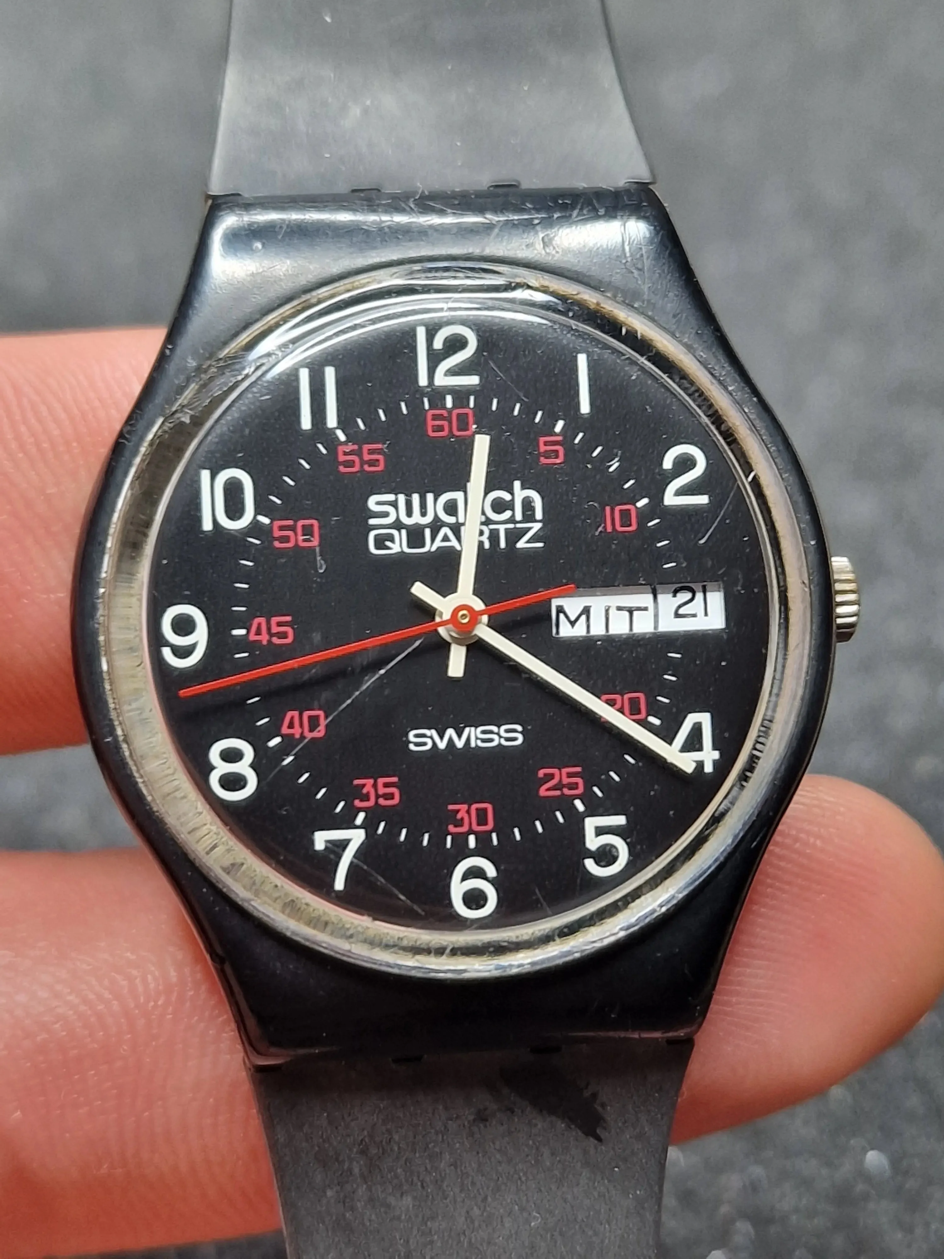 Rare Vintage Swatch GB701 (1983) – No Serial Number 2