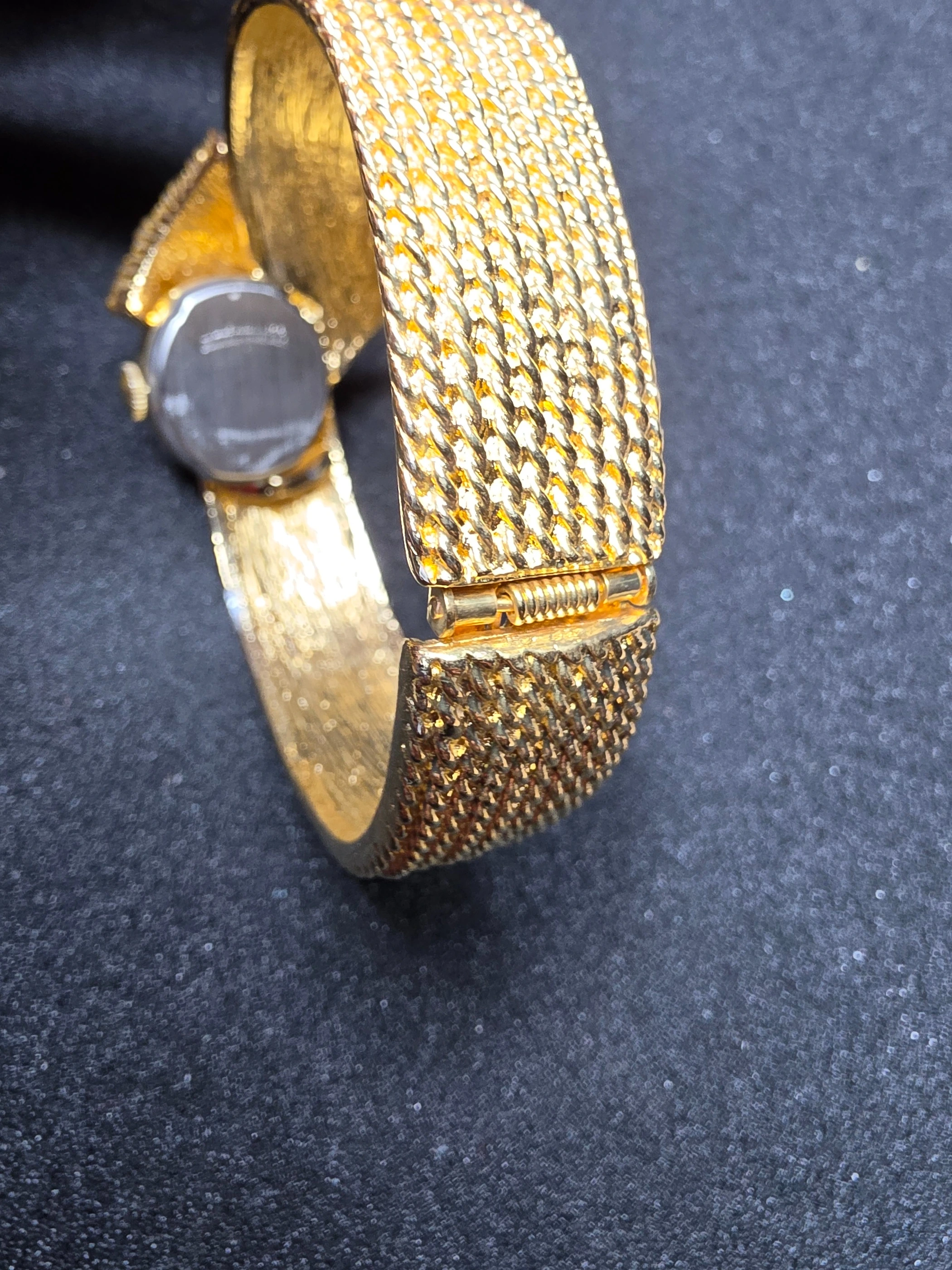 Ravisa Wristwatches – Very Good 6