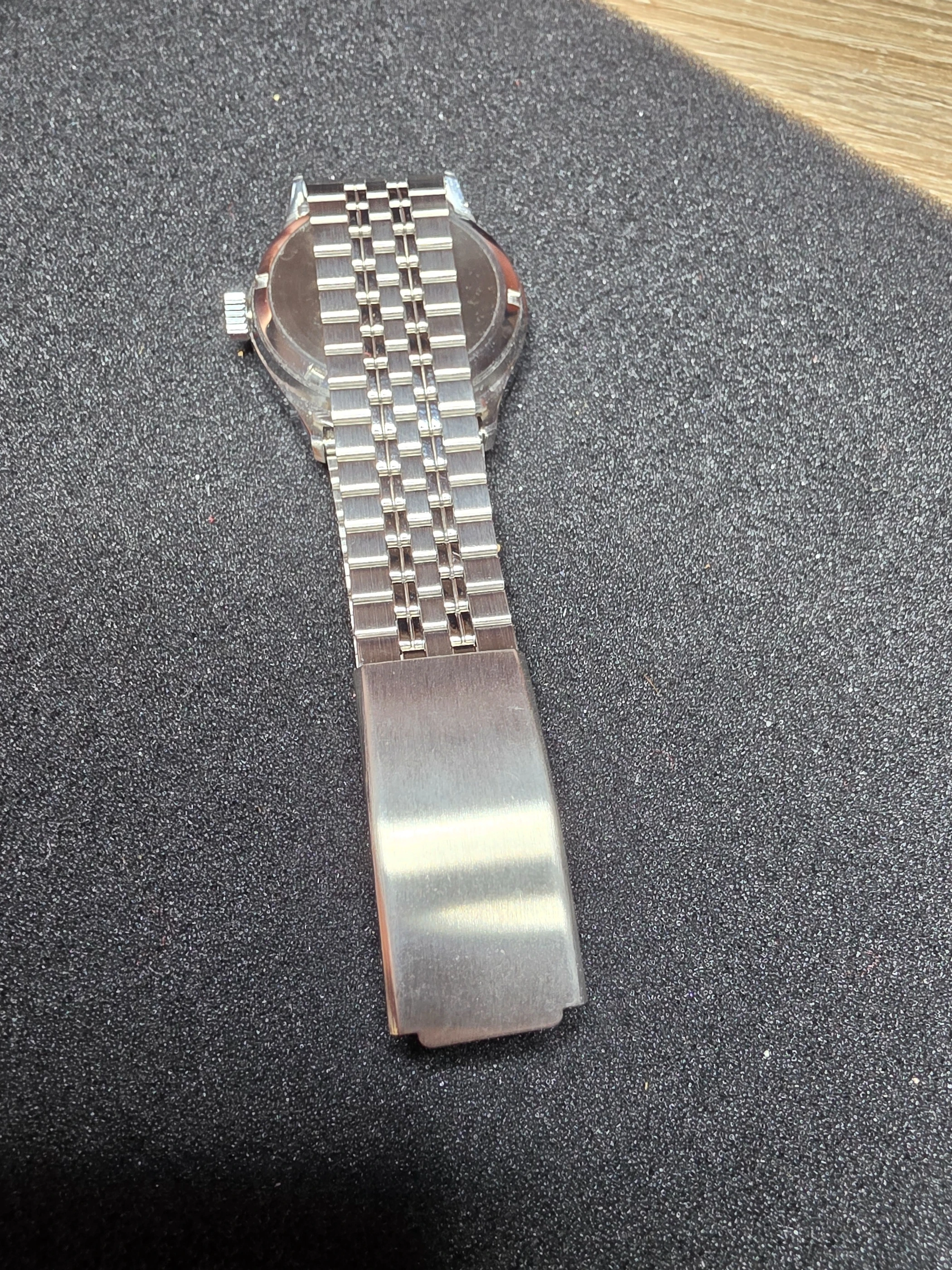 Raylon – 1970 – NOS – Date Feature 9