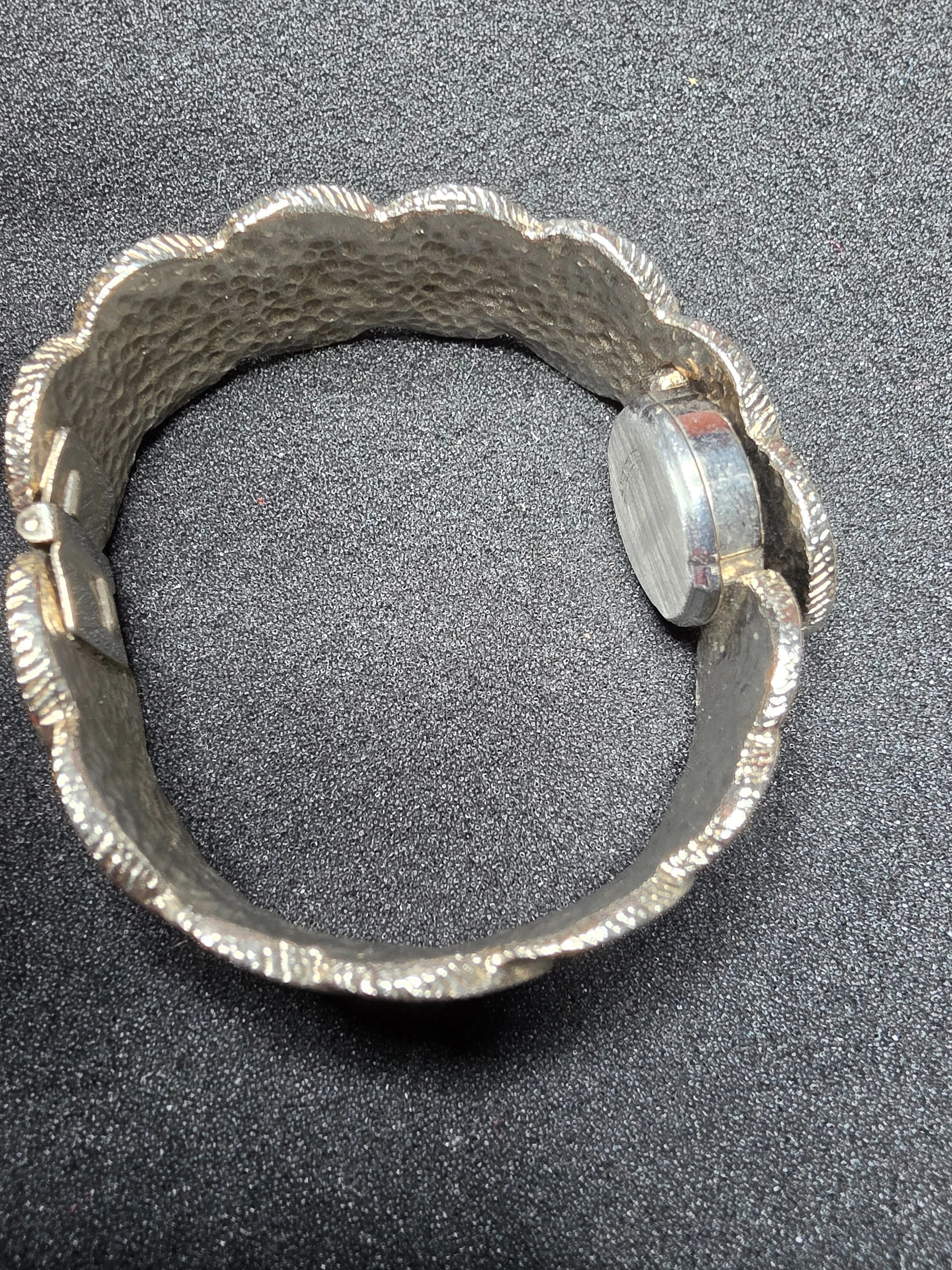 Samba Wristwatches – Very Good 3