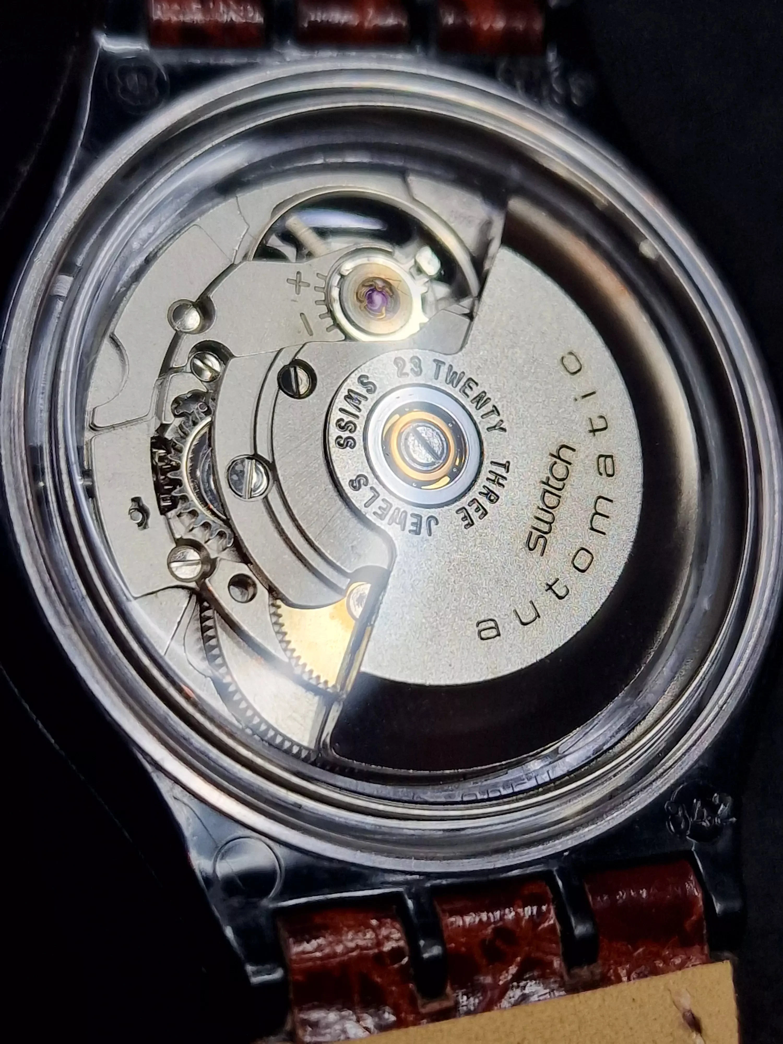 Swatch Automatic SAB102 "Black Circles" (1993) – Vintage Skeleton - 8