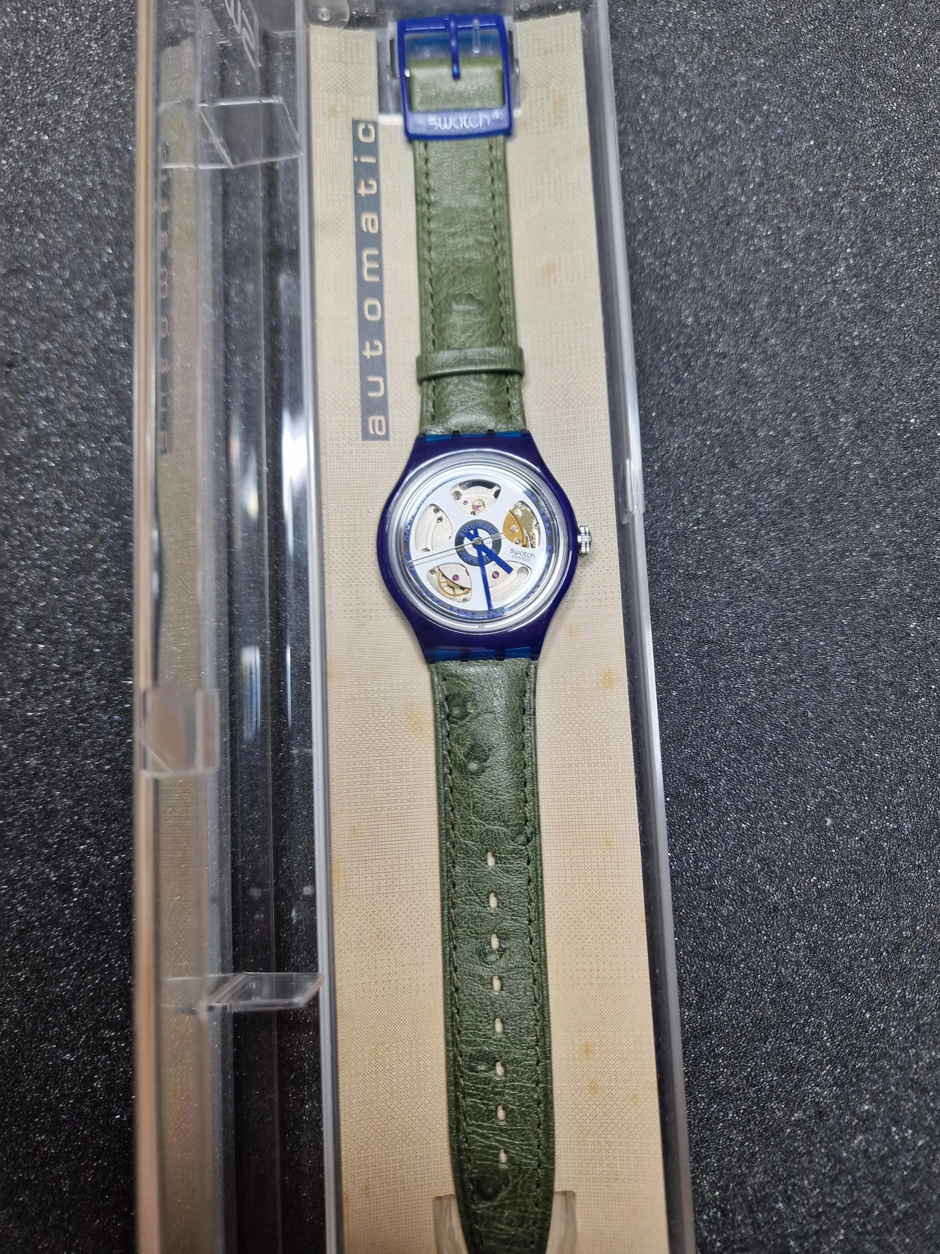 Swatch Automatic SAN102 “Baeru” – 1992 Vintage - 2