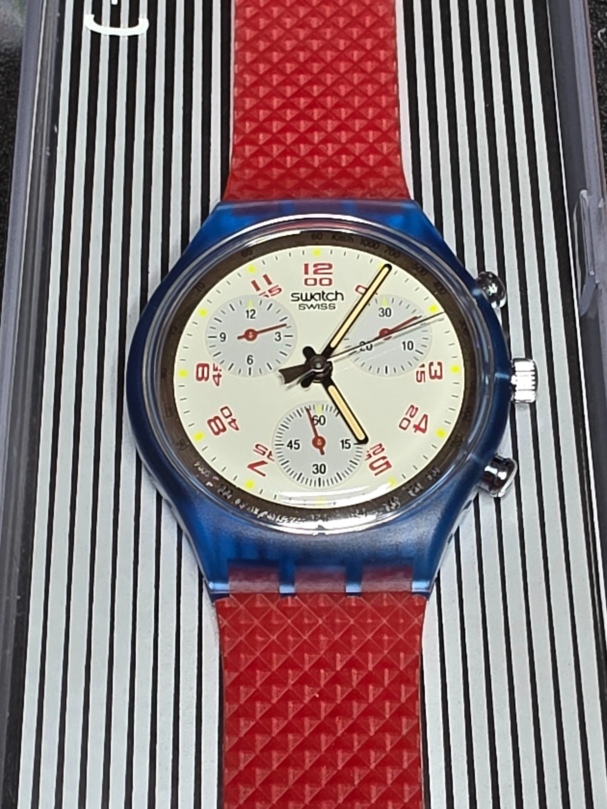 Swatch Chrono JFK SCN103 – 1992 – NOS – Red Strap