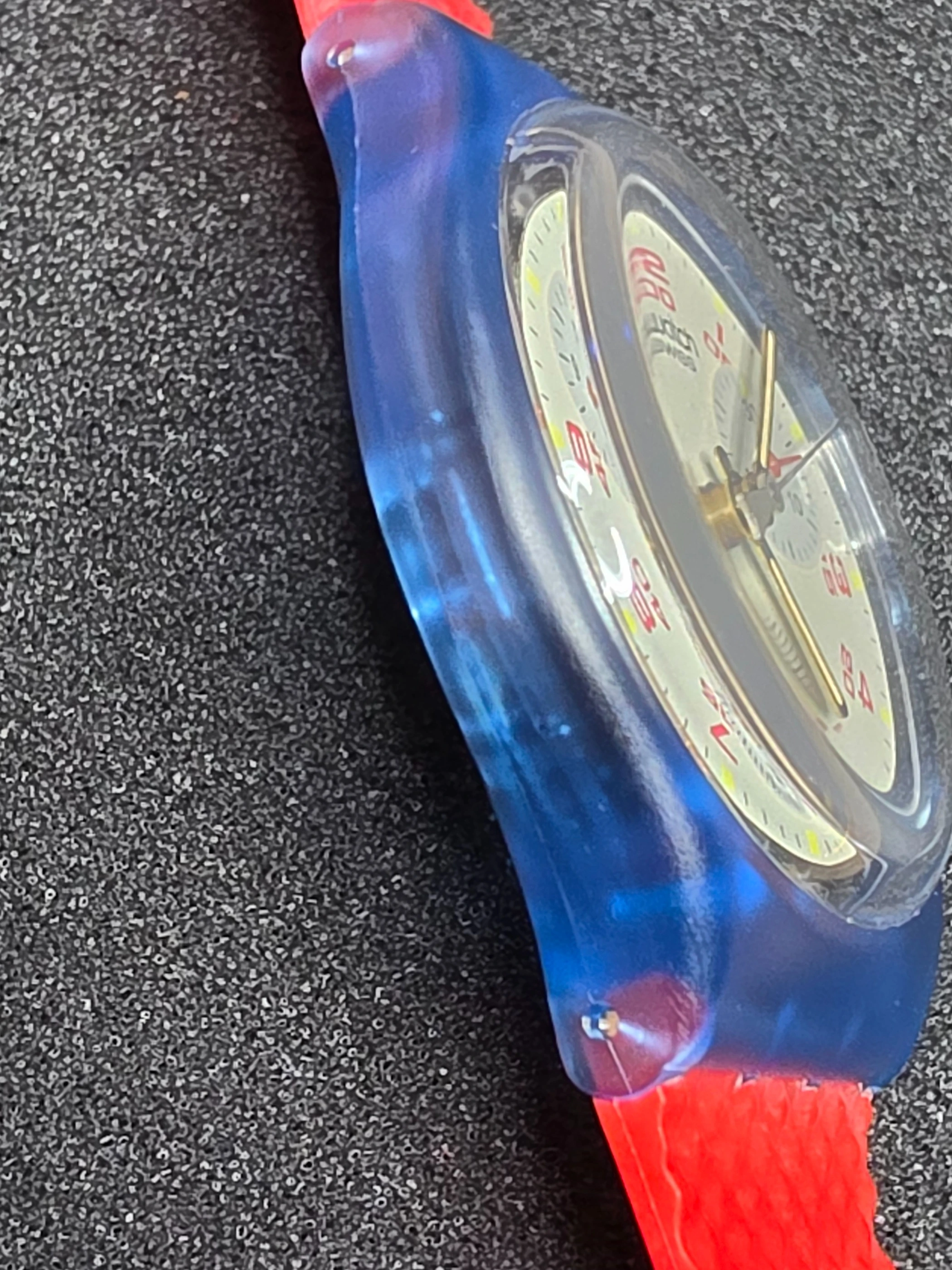Swatch Chrono JFK SCN103 – 1992 – NOS – Red Strap – view 6