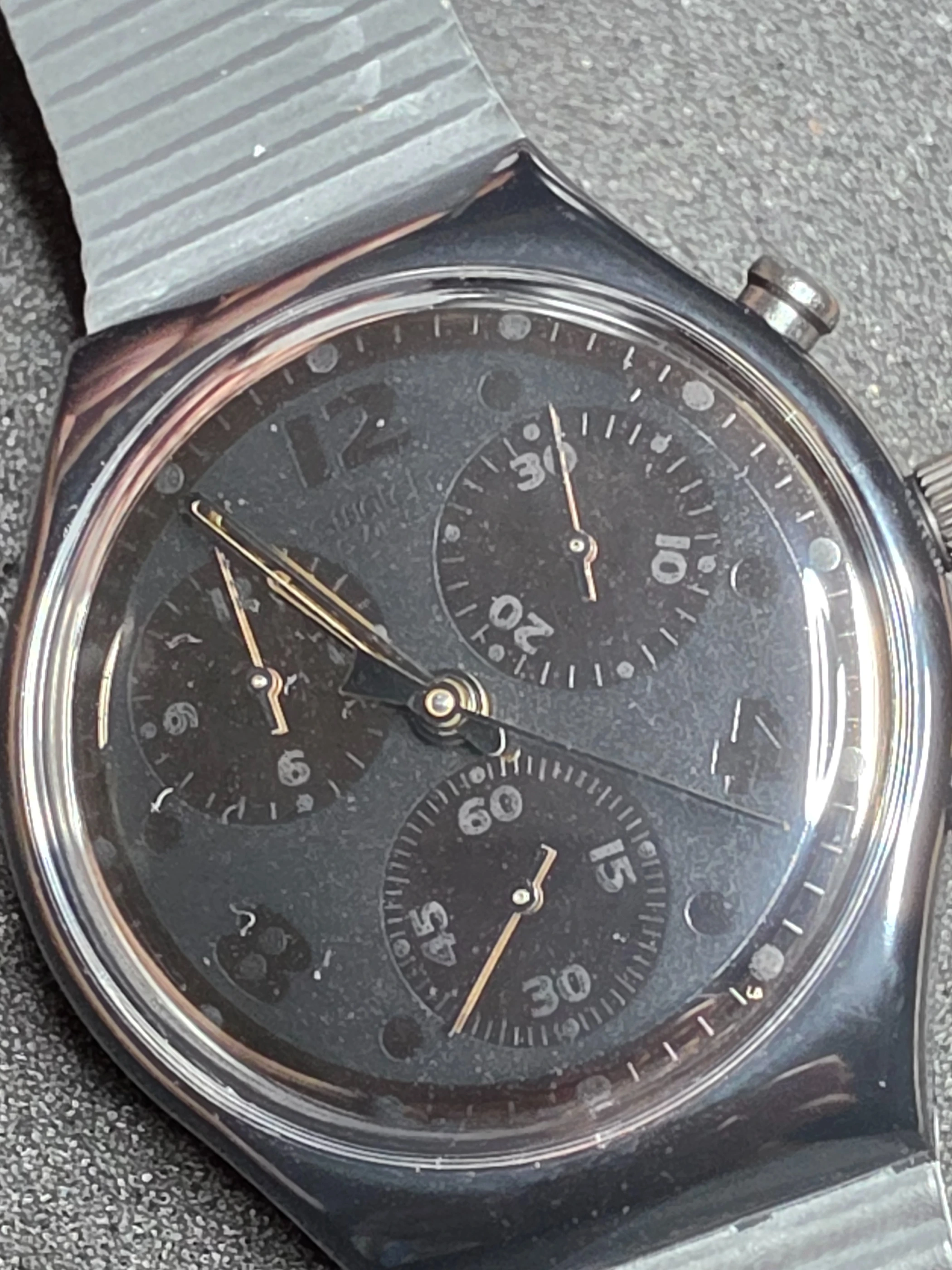 Swatch Chrono Moon Shadow SCB110 – 1993 – NOS – Black Dial – view 4